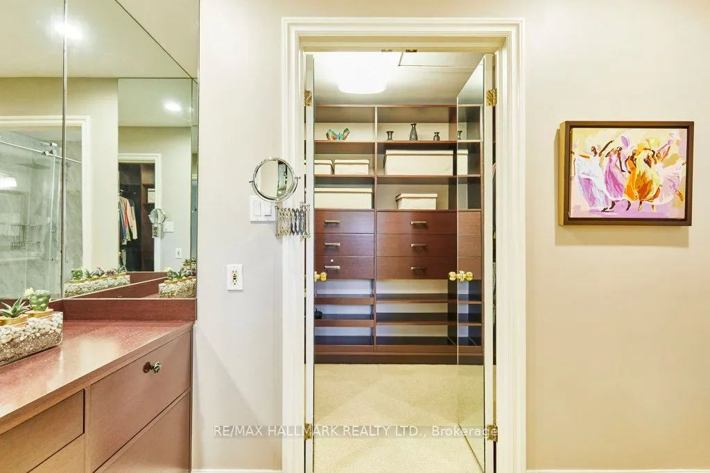 106 Kimbark Boulevard