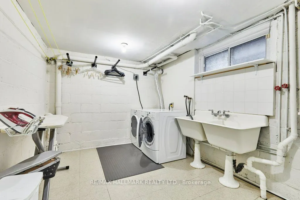 106 Kimbark Boulevard