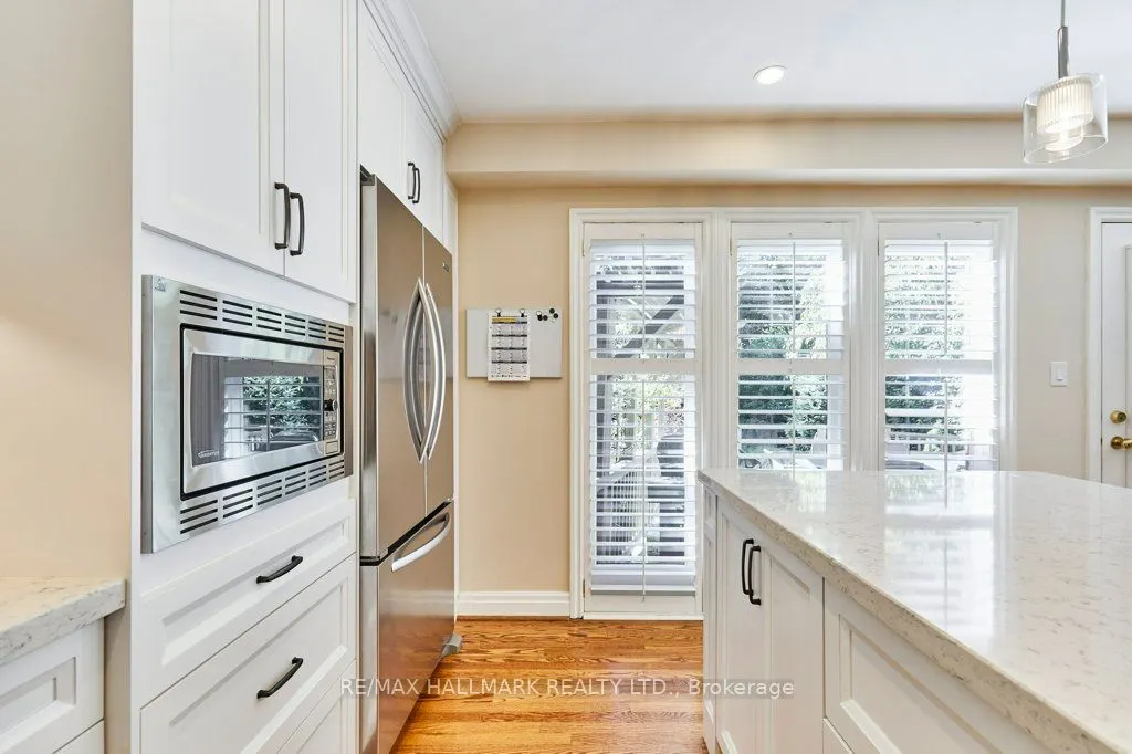 106 Kimbark Boulevard