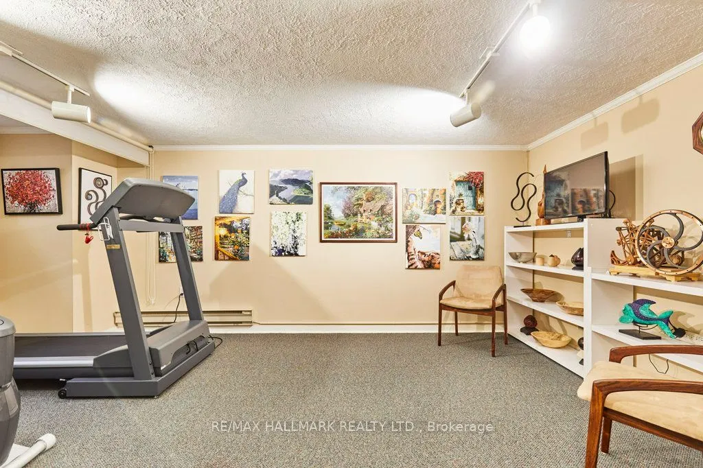 106 Kimbark Boulevard