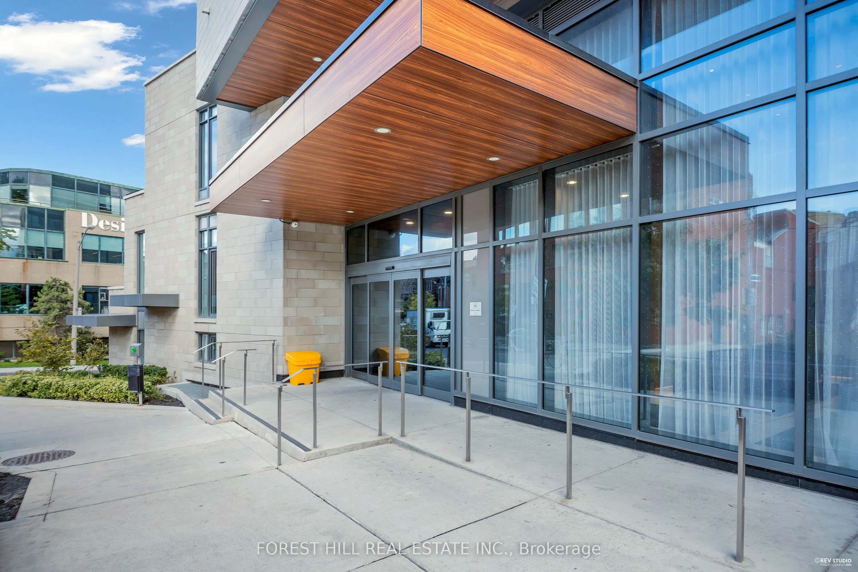 181 Bedford Road, #1403