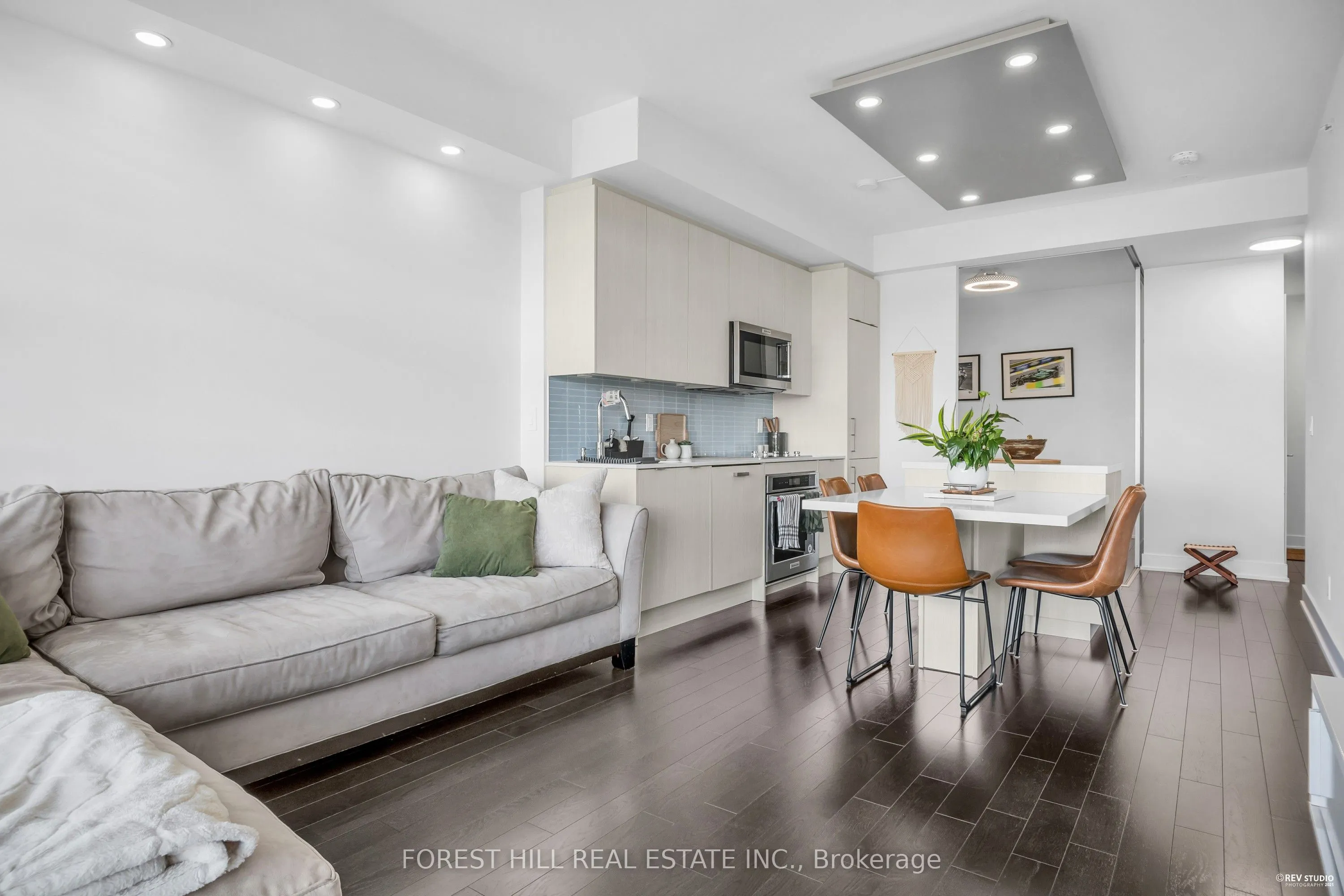 181 Bedford Road, #1403