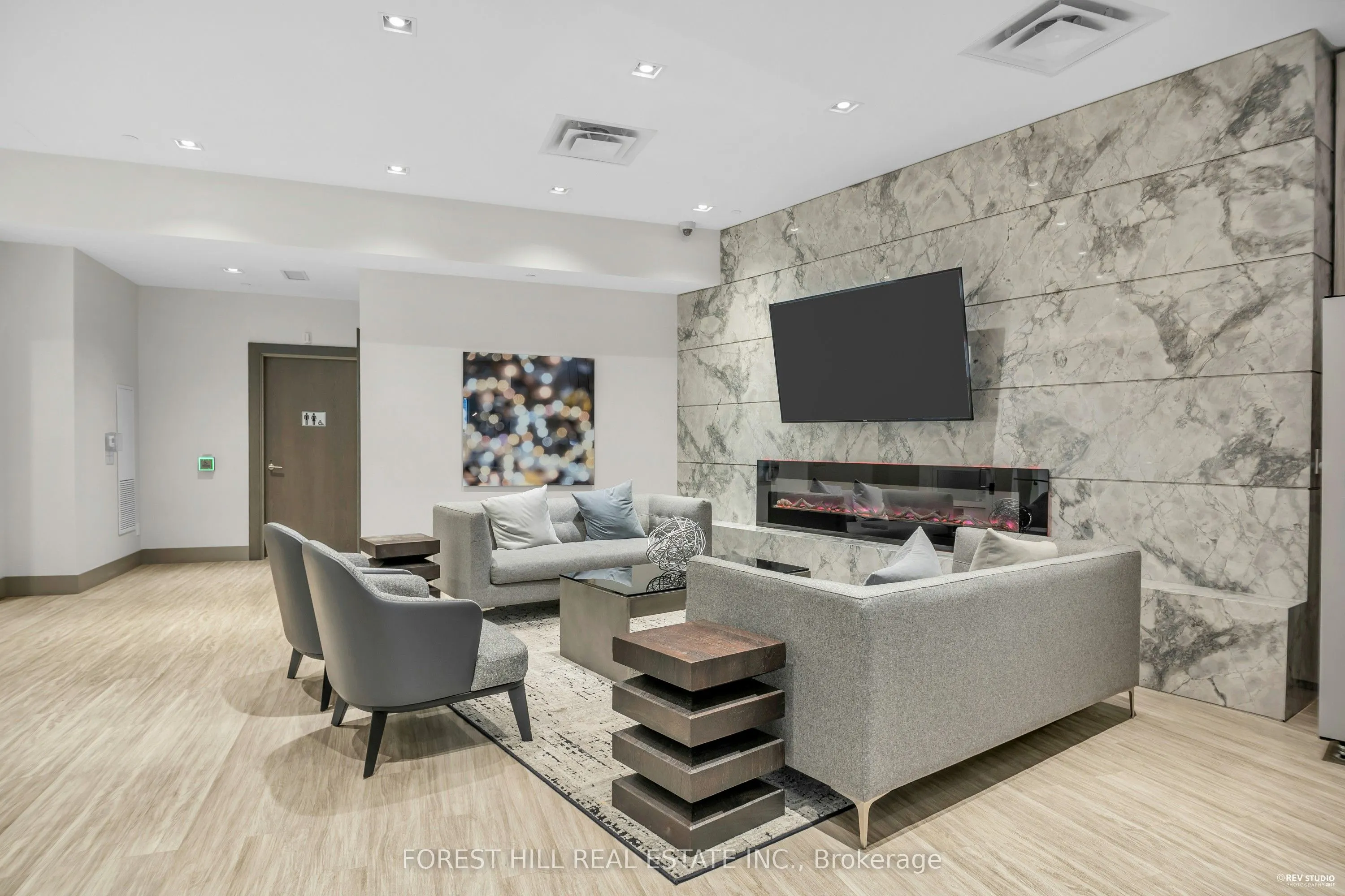 181 Bedford Road, #1403