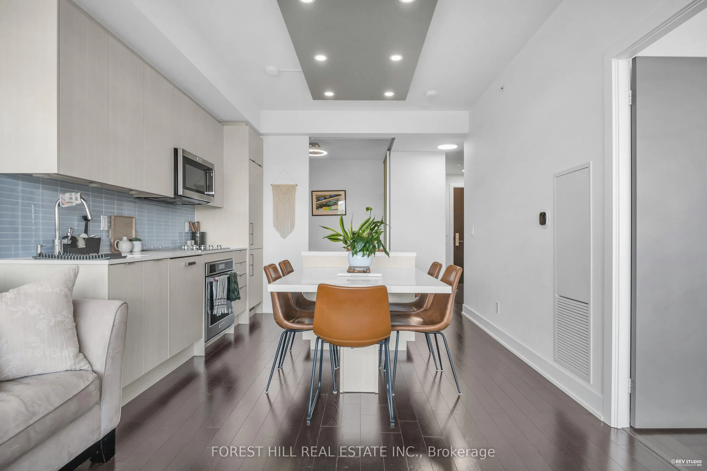 181 Bedford Road, #1403