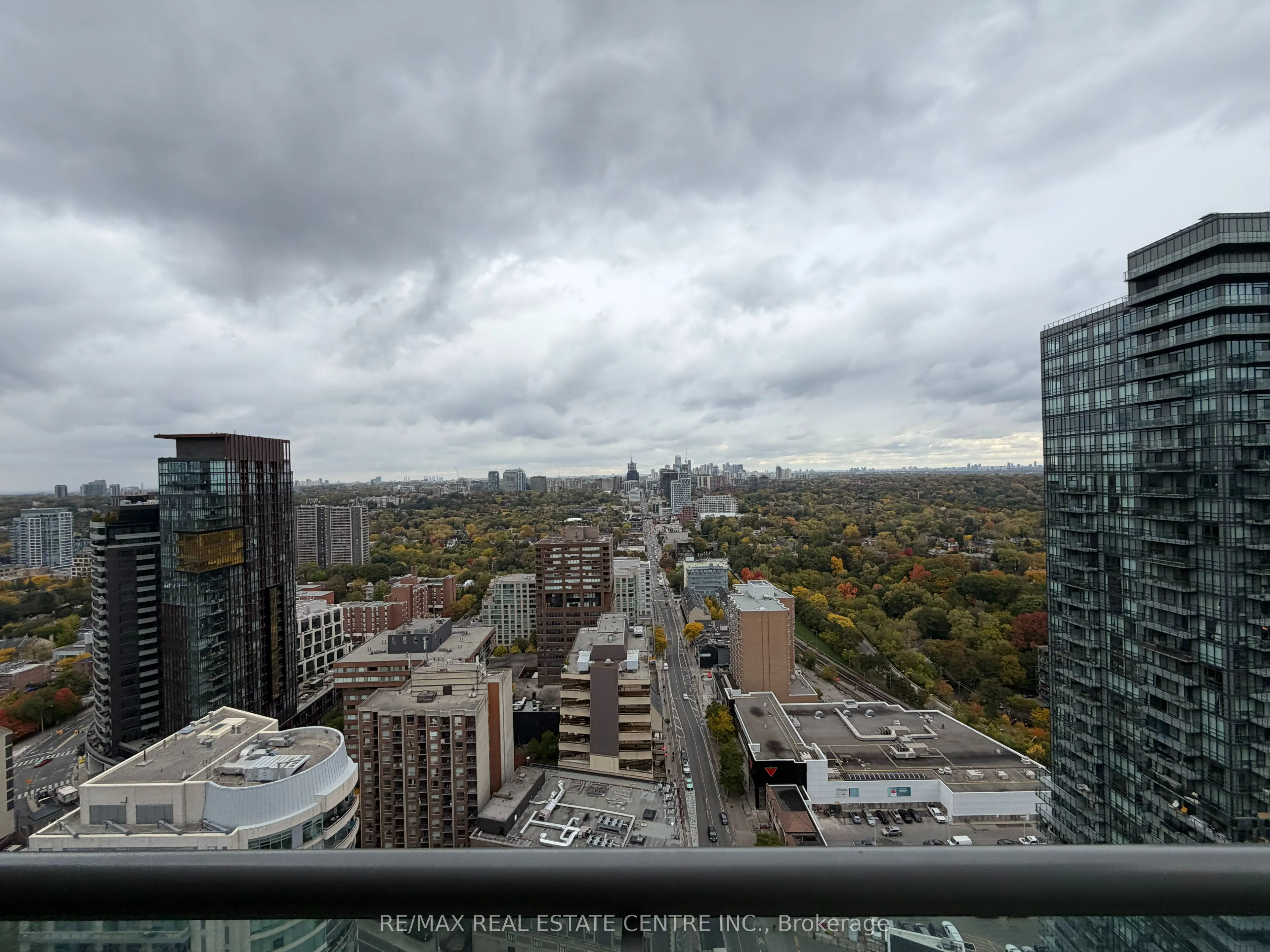 18 Yorkville Avenue, #3106