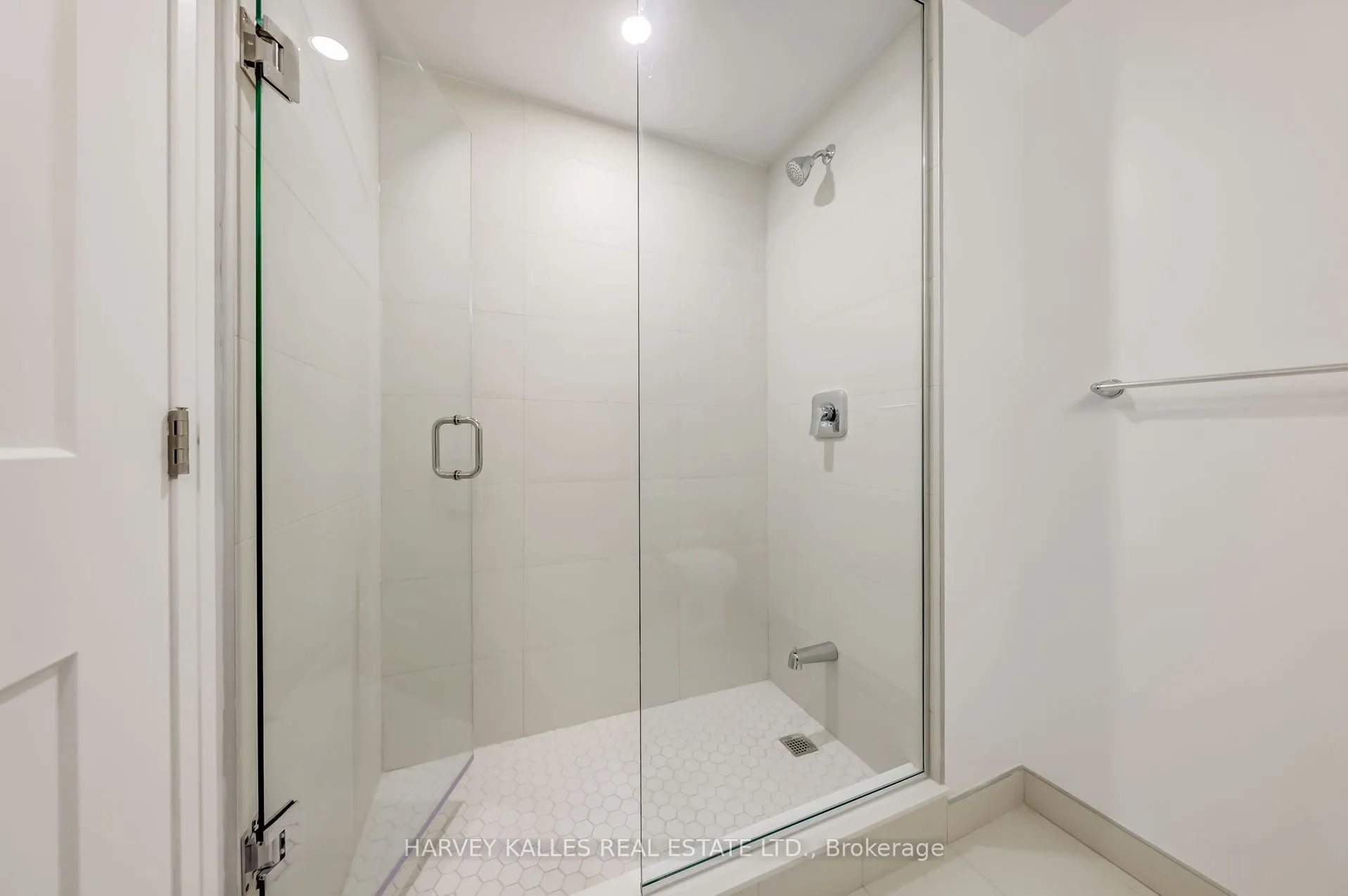 25 Holly Street, #TH110