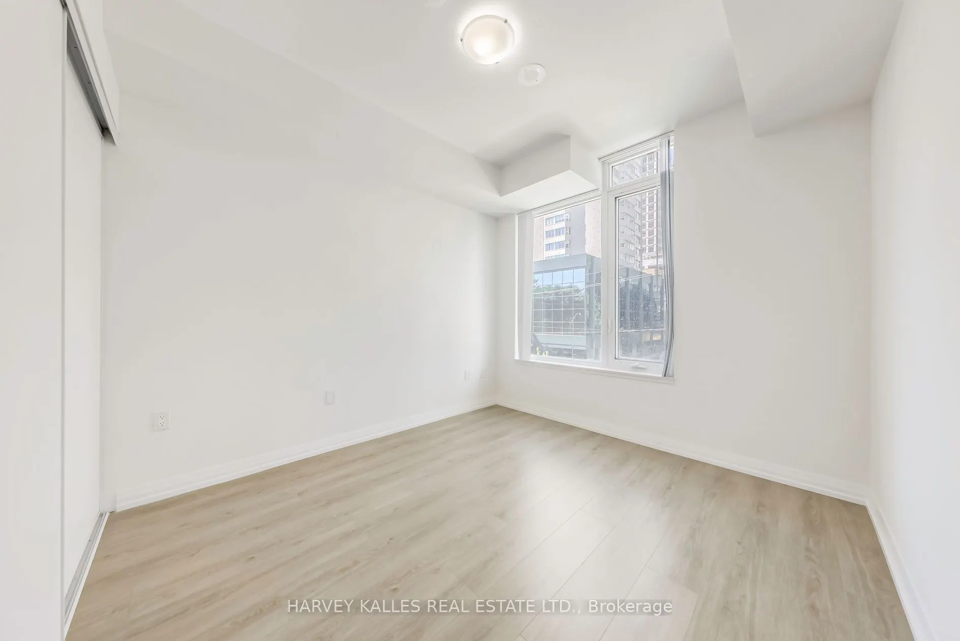 25 Holly Street, #TH110