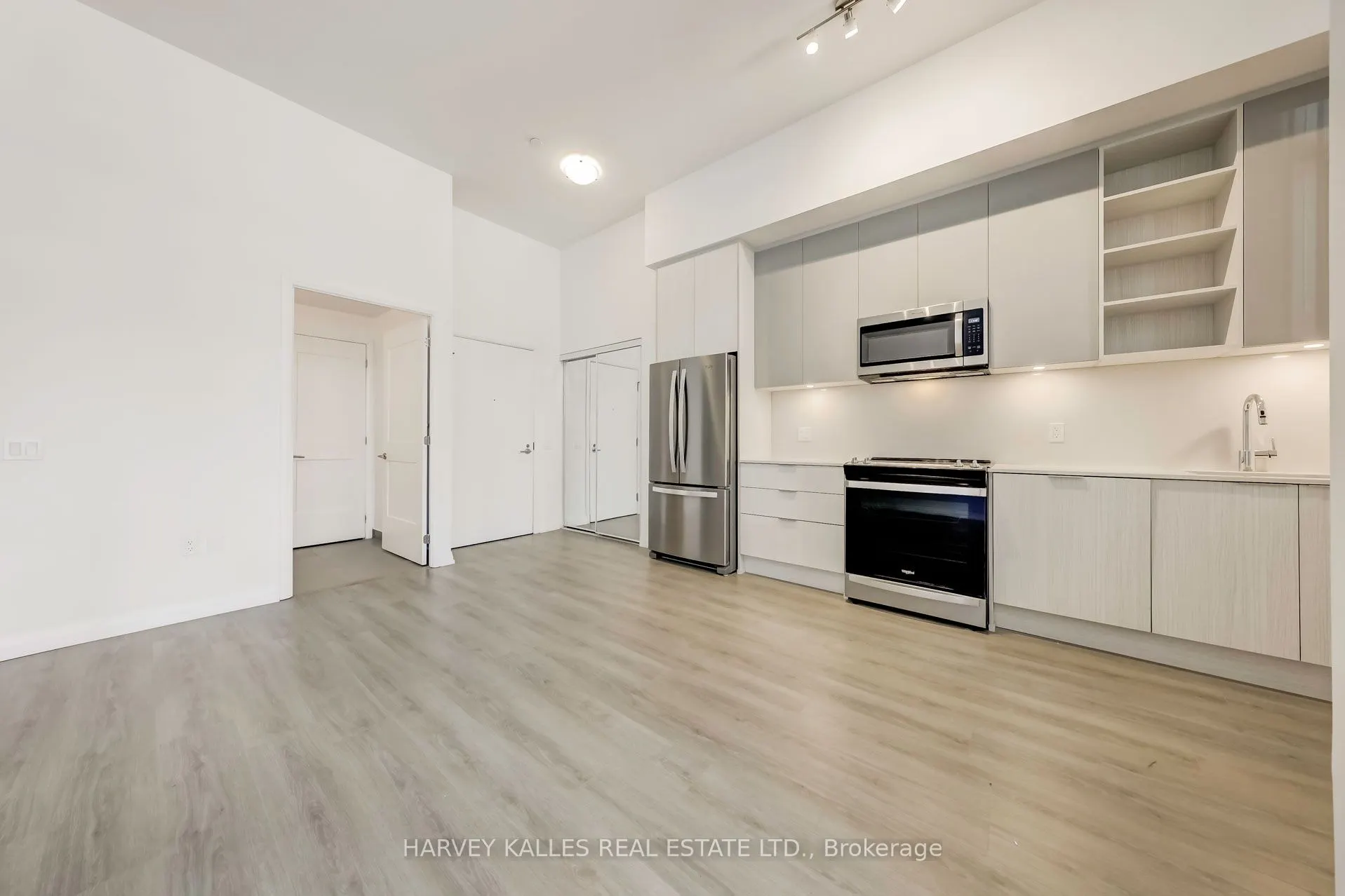 25 Holly Street, #TH110