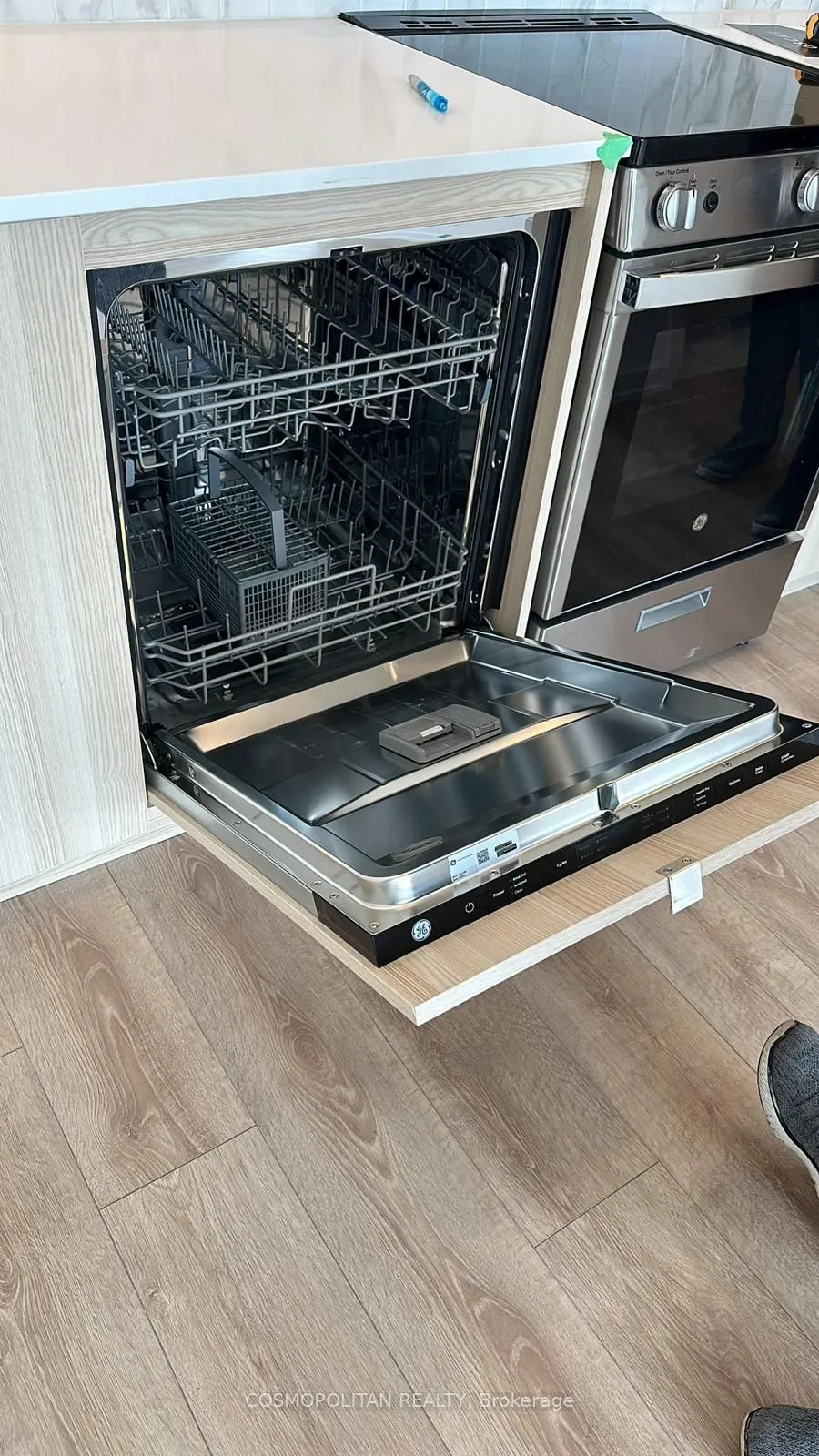 500 Dupont Street, #708