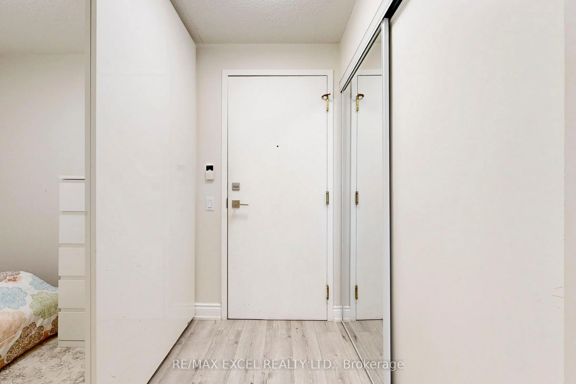 10 Northtown Way, #814