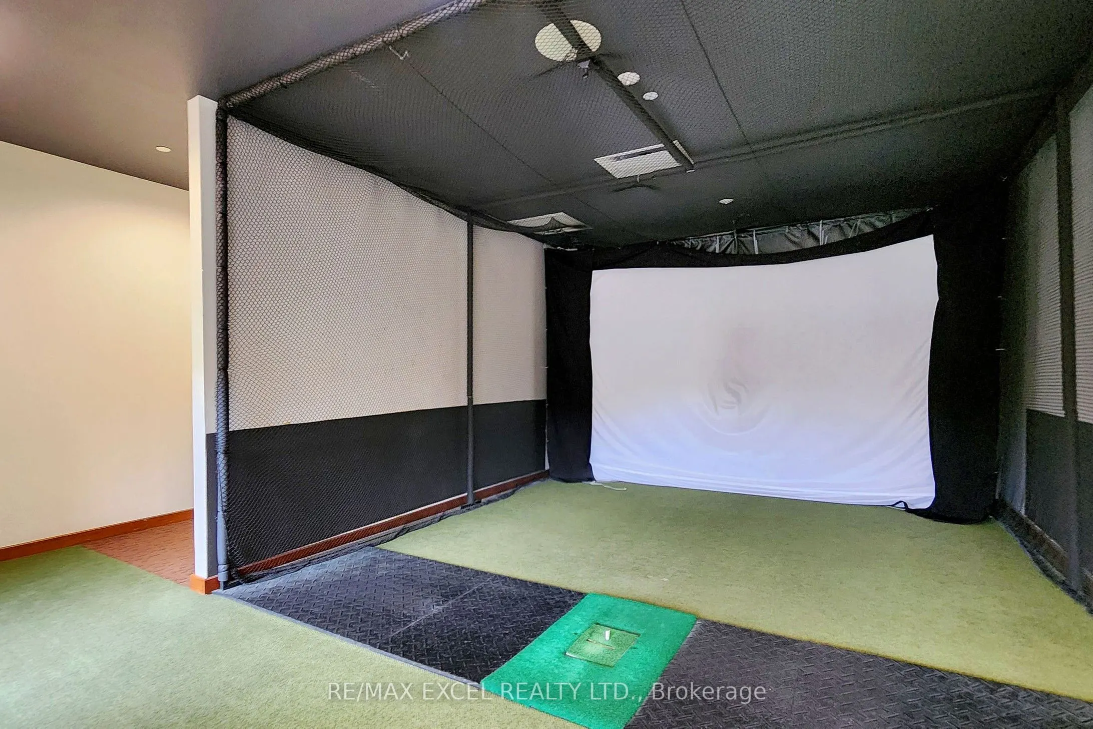 10 Northtown Way, #814