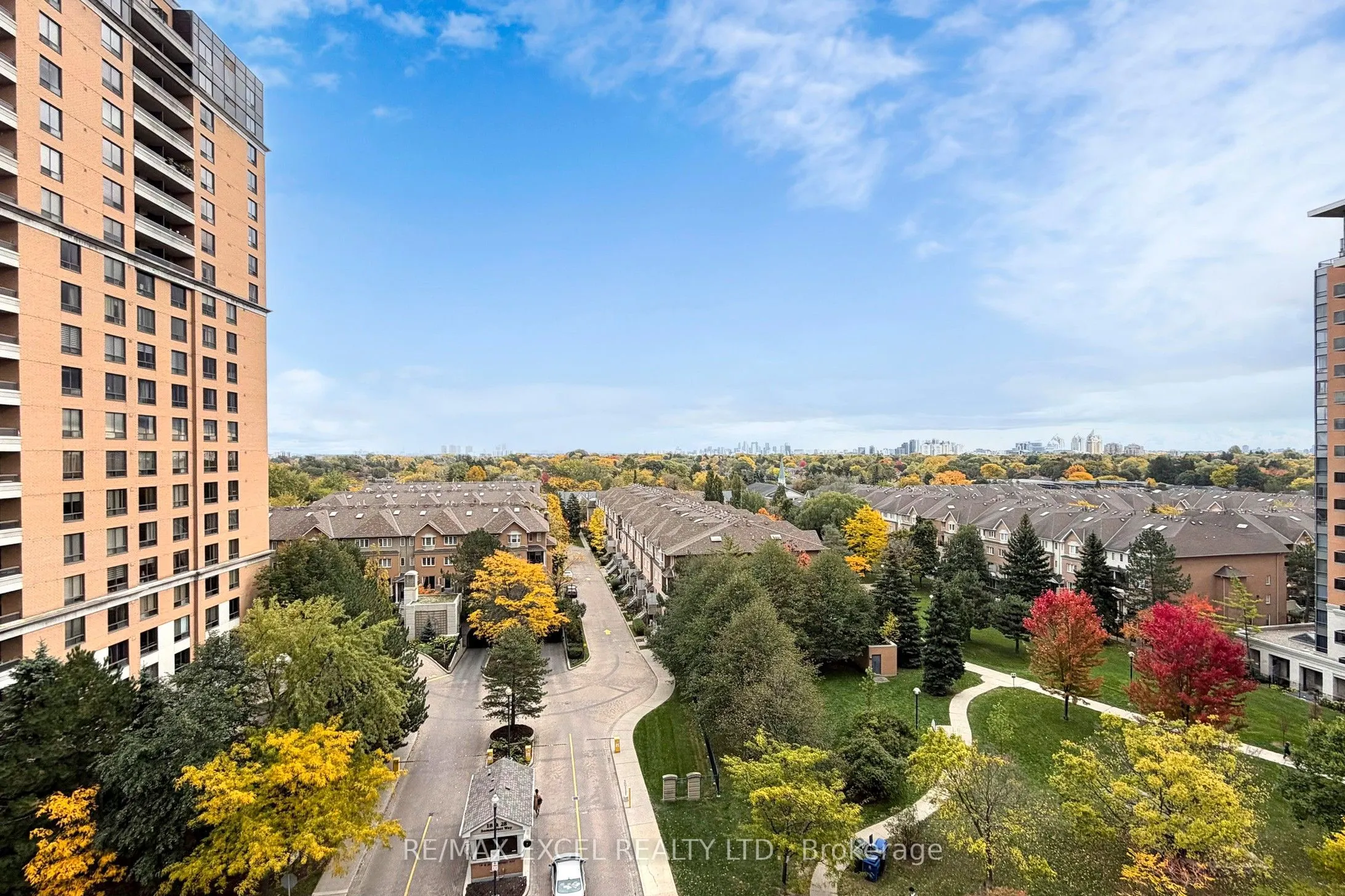 10 Northtown Way, #814