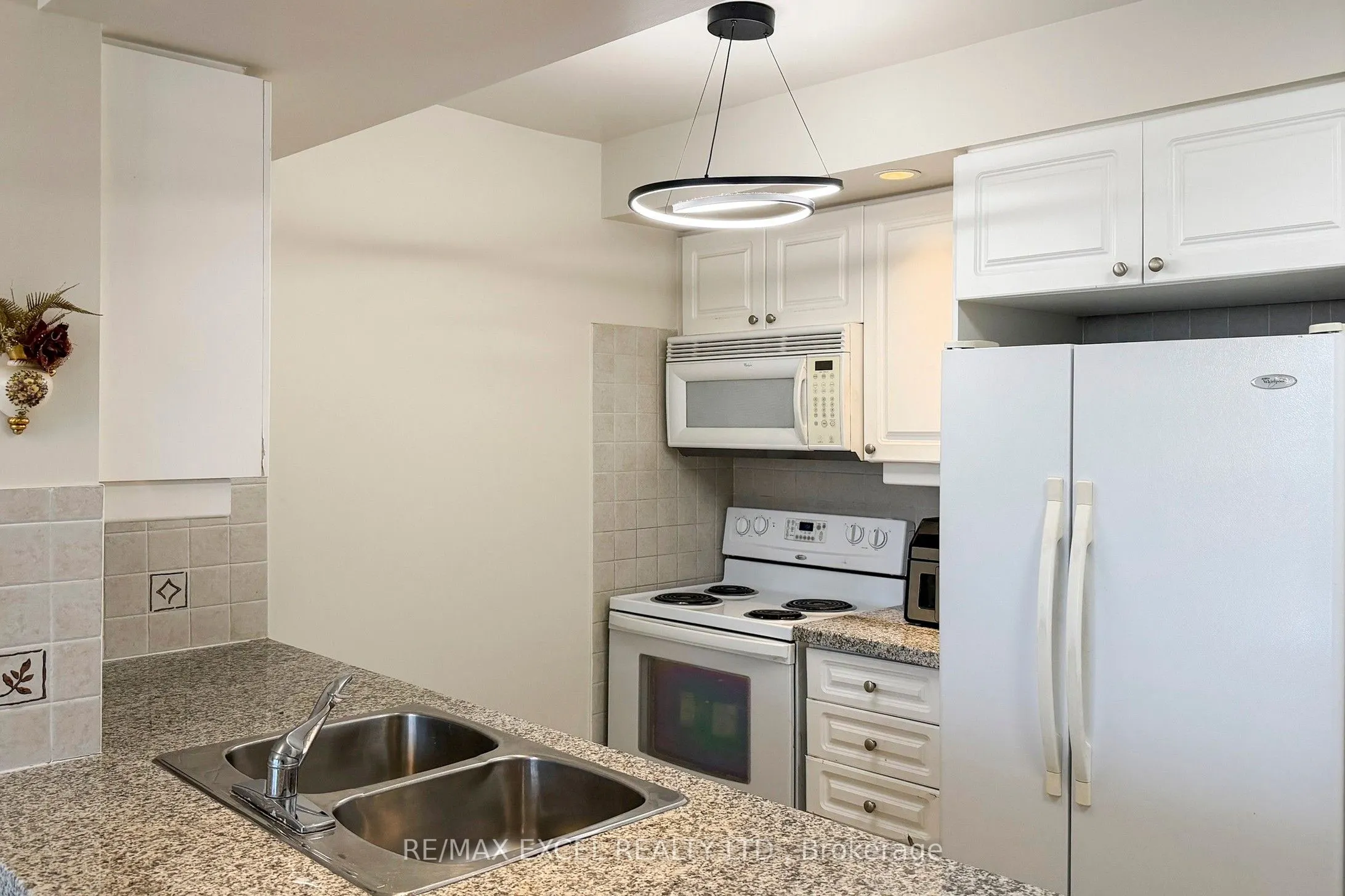 10 Northtown Way, #814