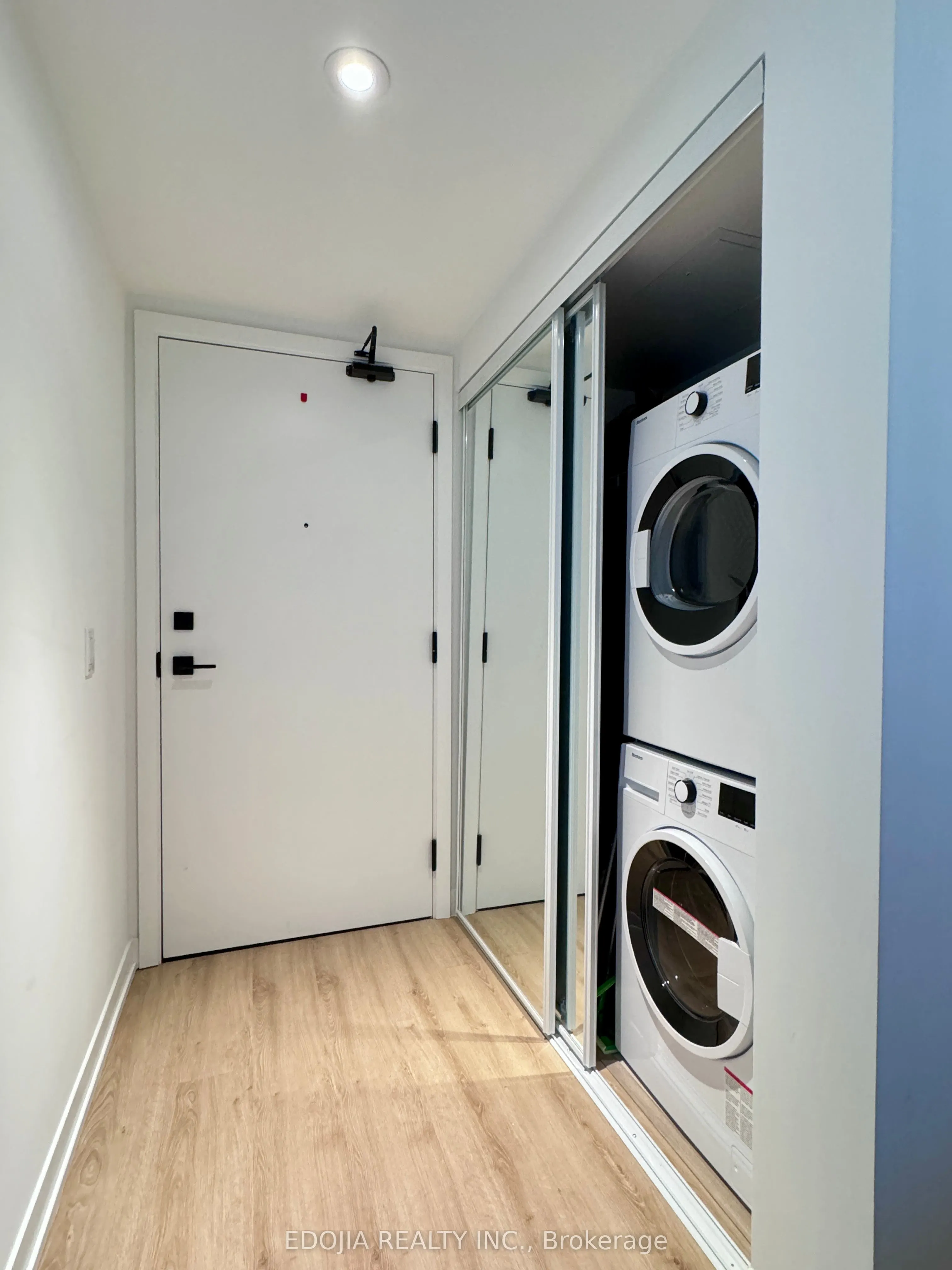 319 Jarvis Street, #1915