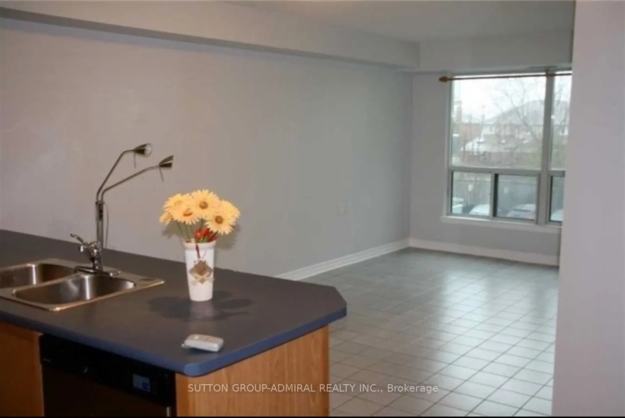 890 Sheppard Avenue W, #218