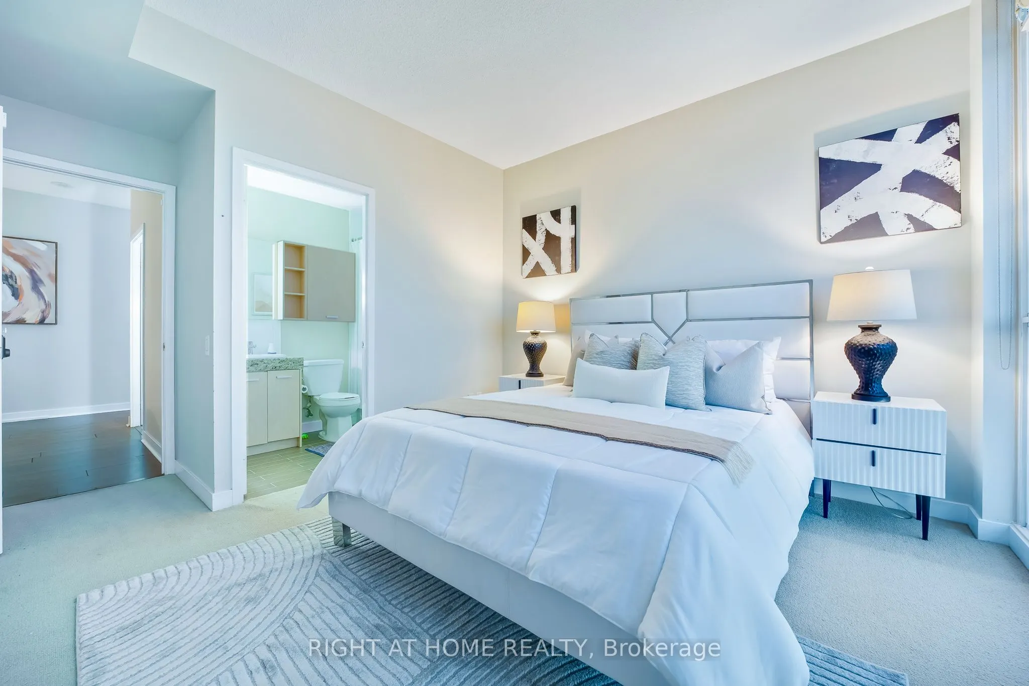 33 Singer Court, #2902