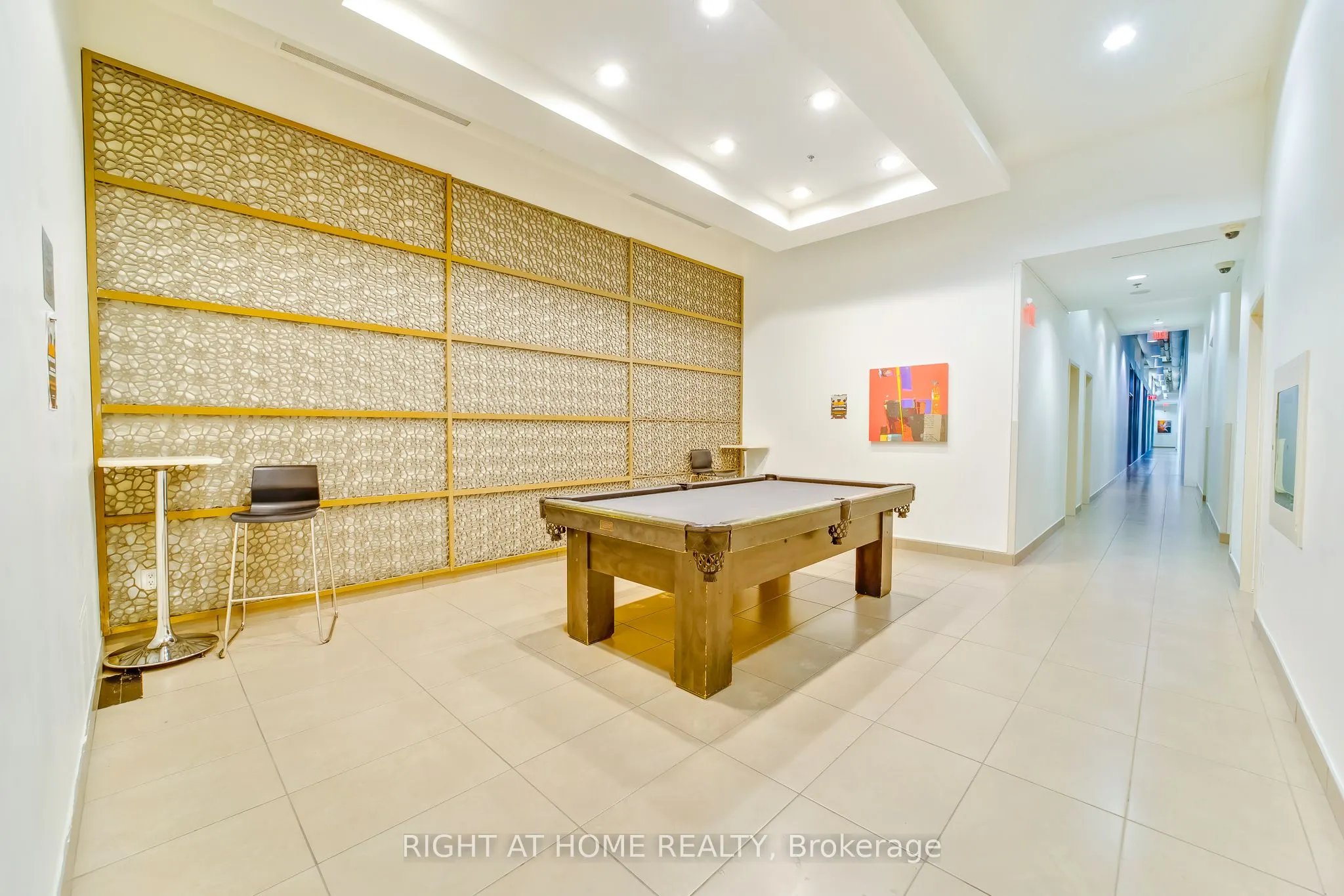 33 Singer Court, #2902