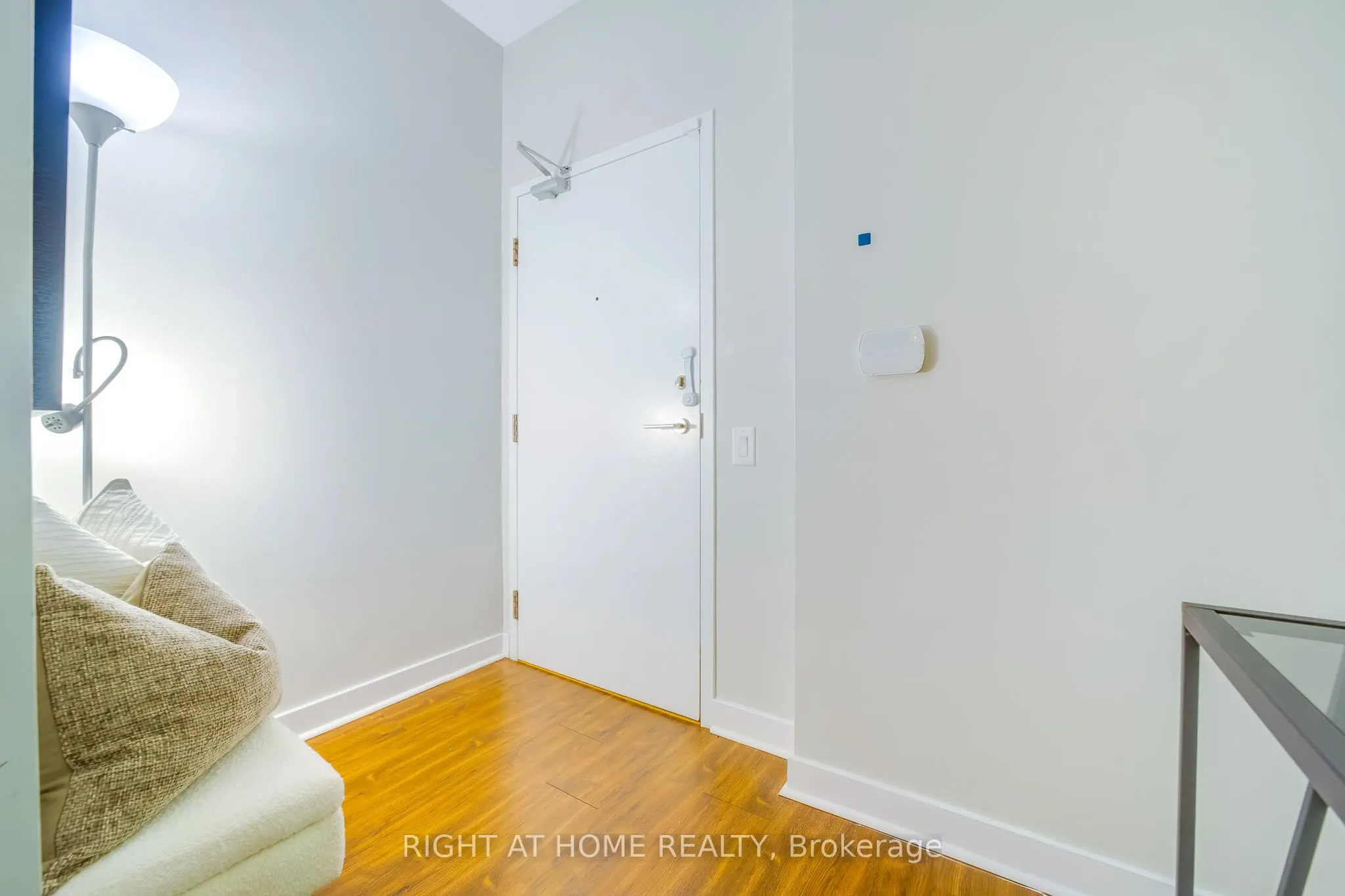 33 Singer Court, #2902