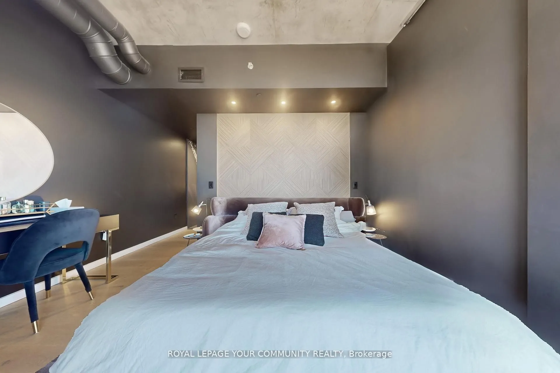 32 Trolley Crescent, #PH10