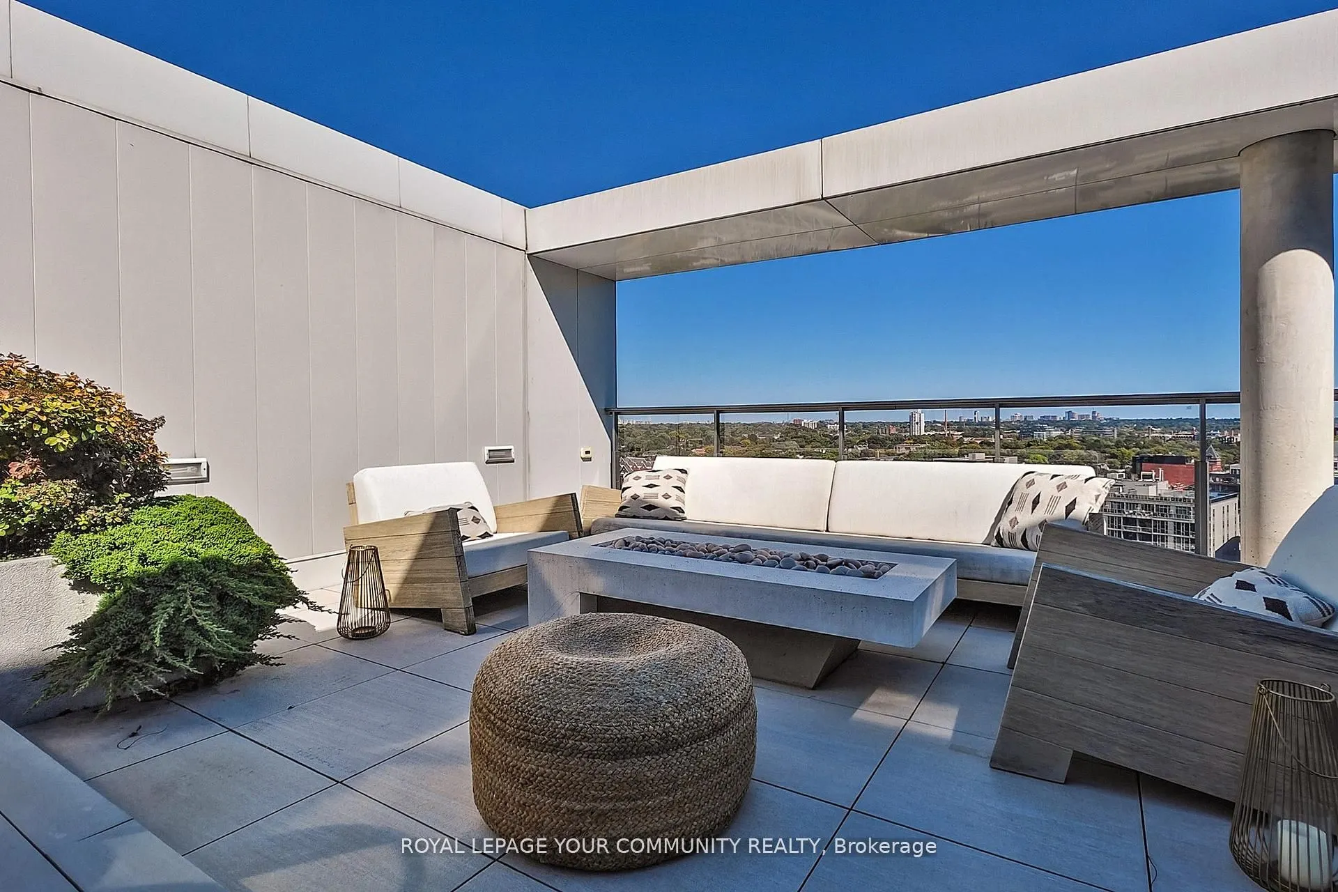 32 Trolley Crescent, #PH10