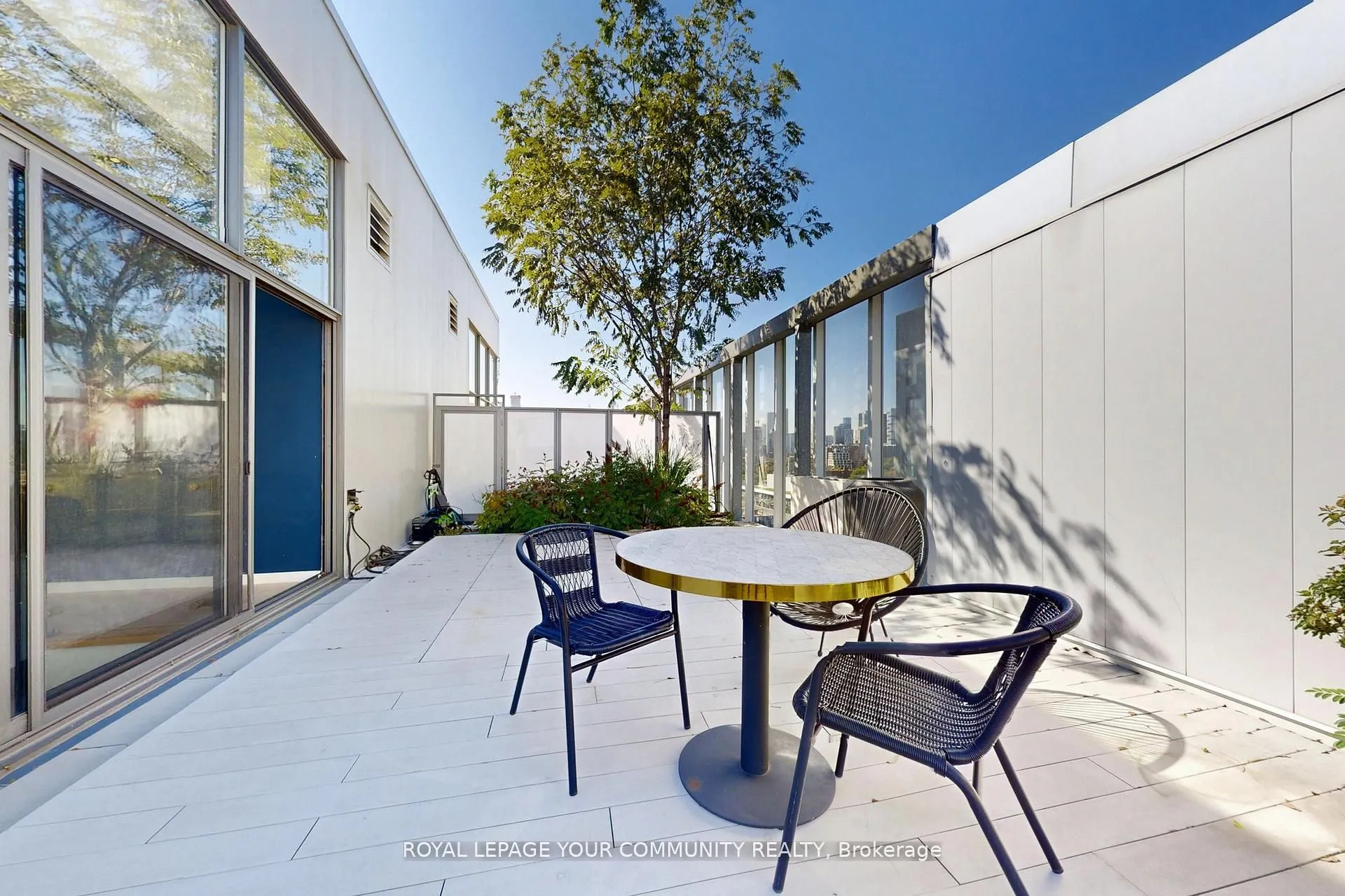 32 Trolley Crescent, #PH10