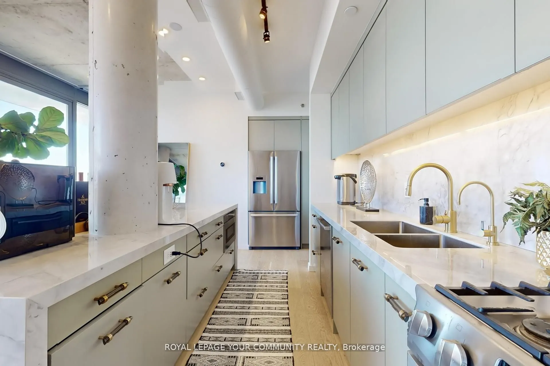 32 Trolley Crescent, #PH10