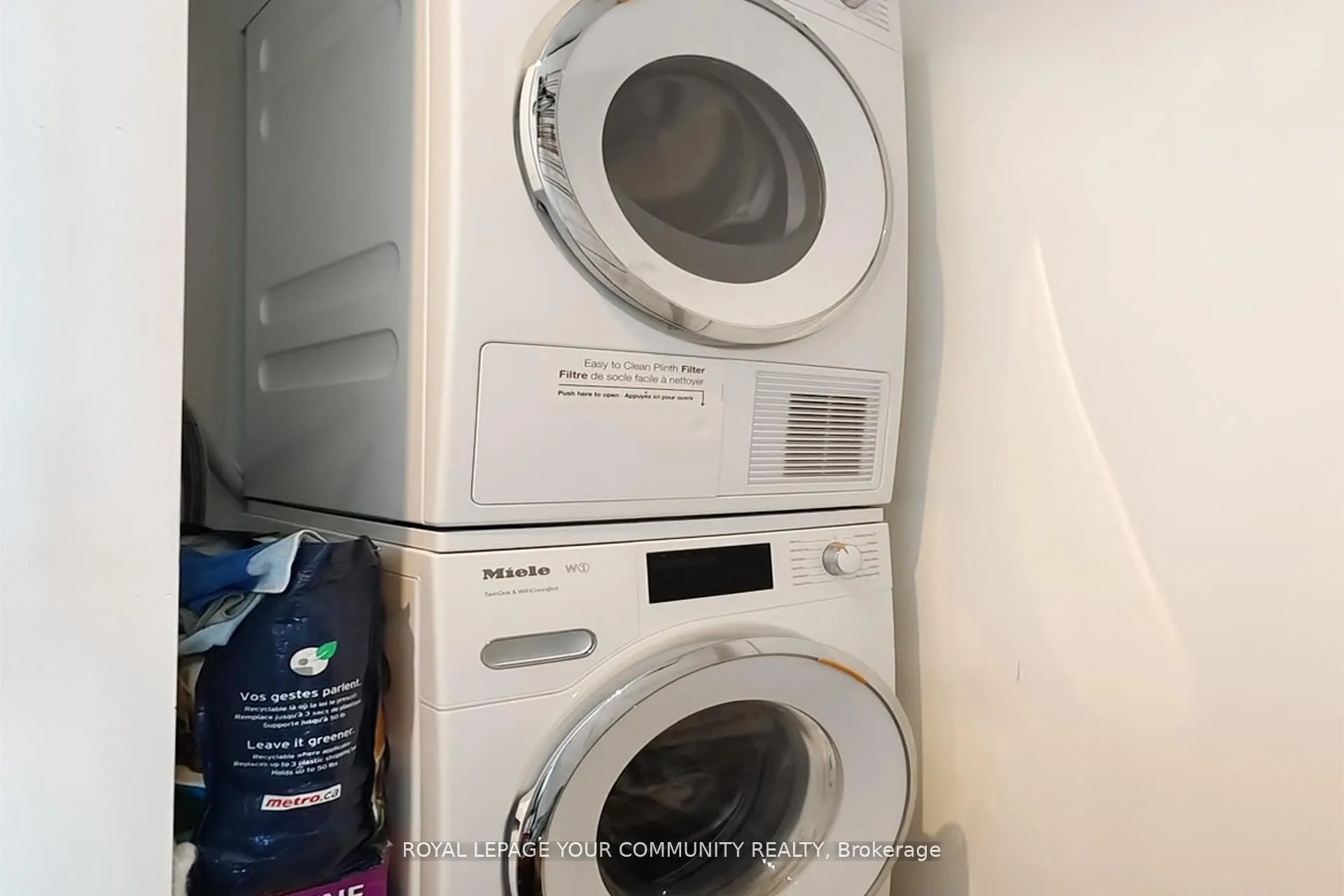 32 Trolley Crescent, #PH10