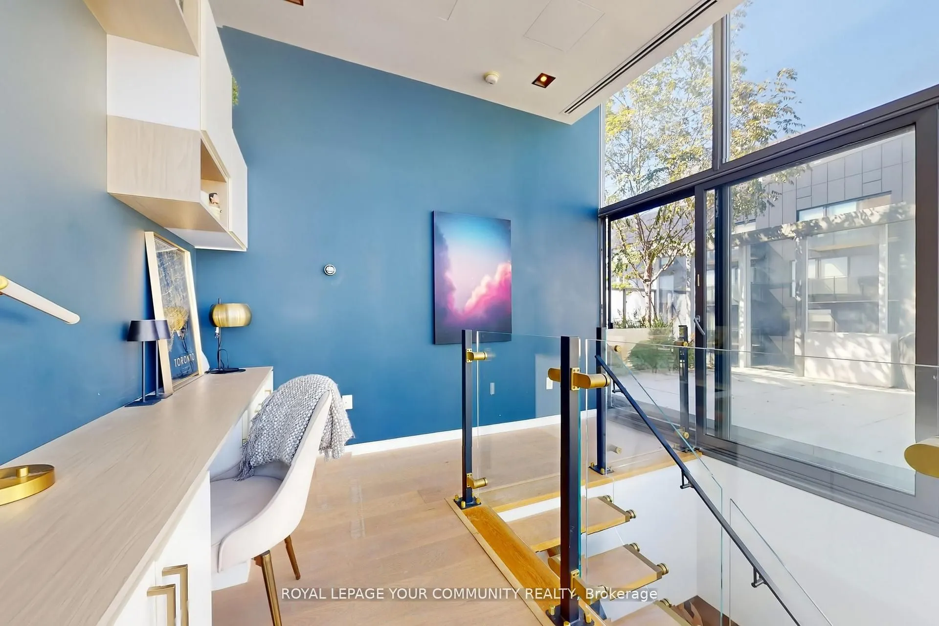 32 Trolley Crescent, #PH10