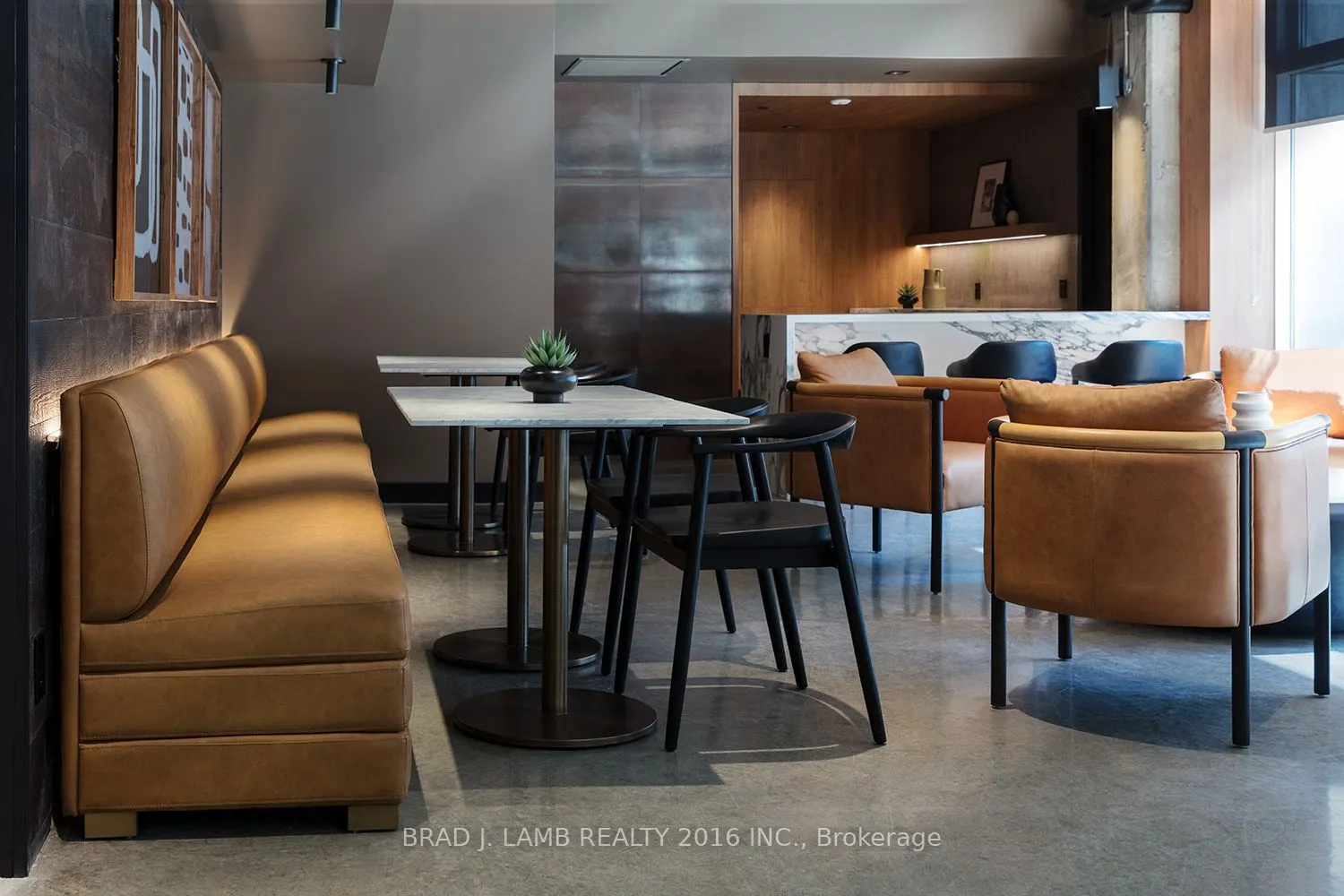 29 Camden Street, #305