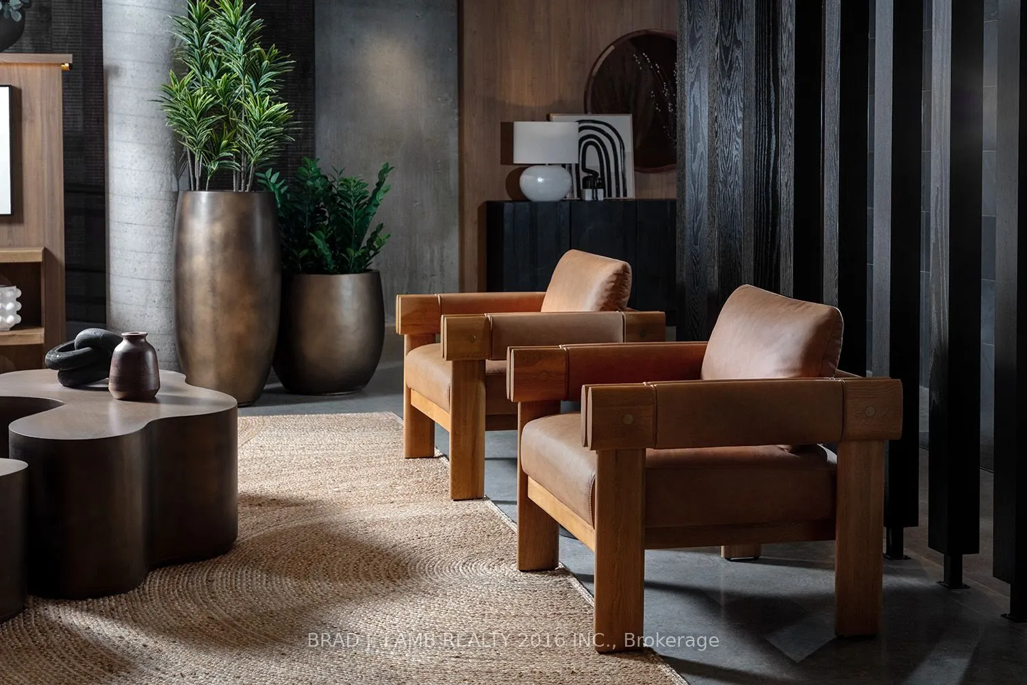 29 Camden Street, #305