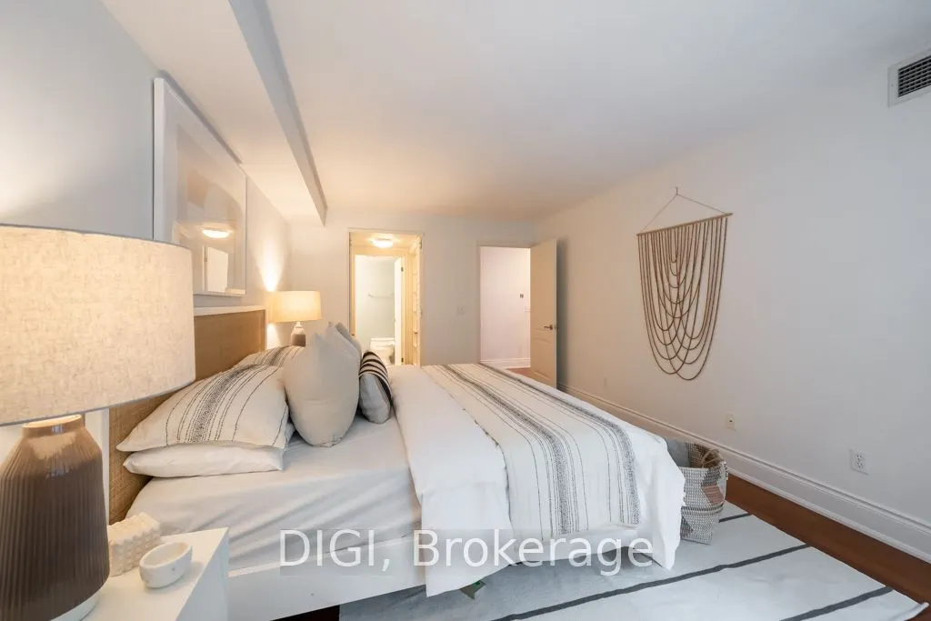 75 York Mills Road, #406