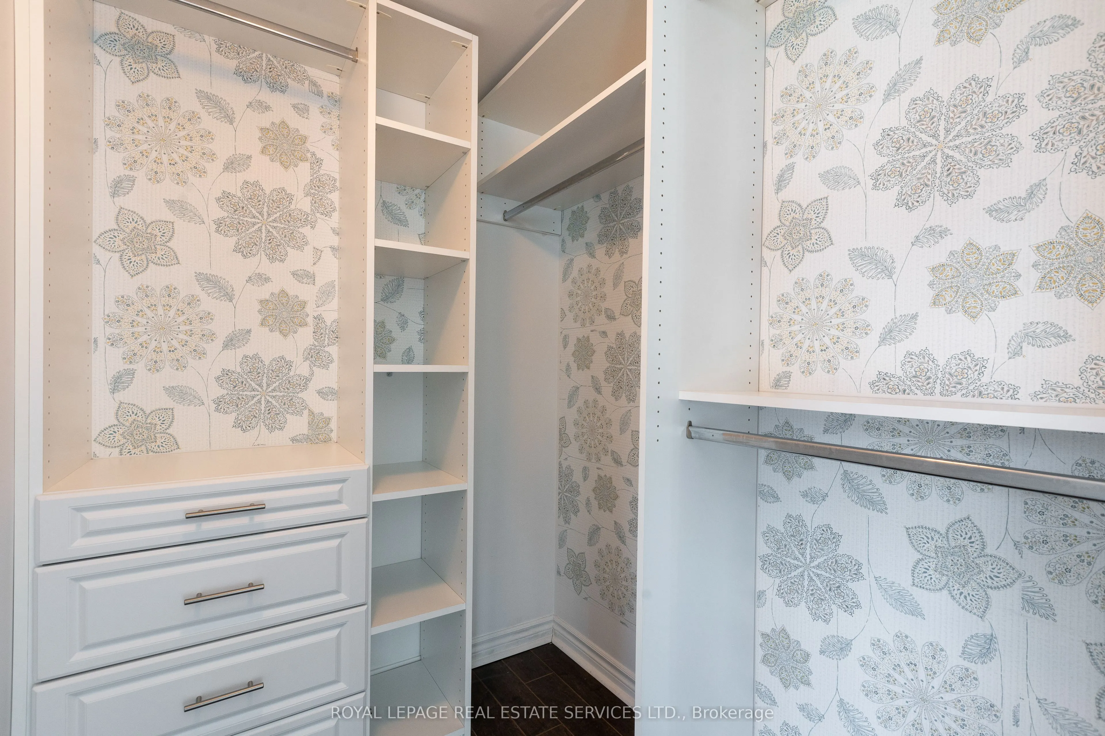 100 Western Battery Road, #1807