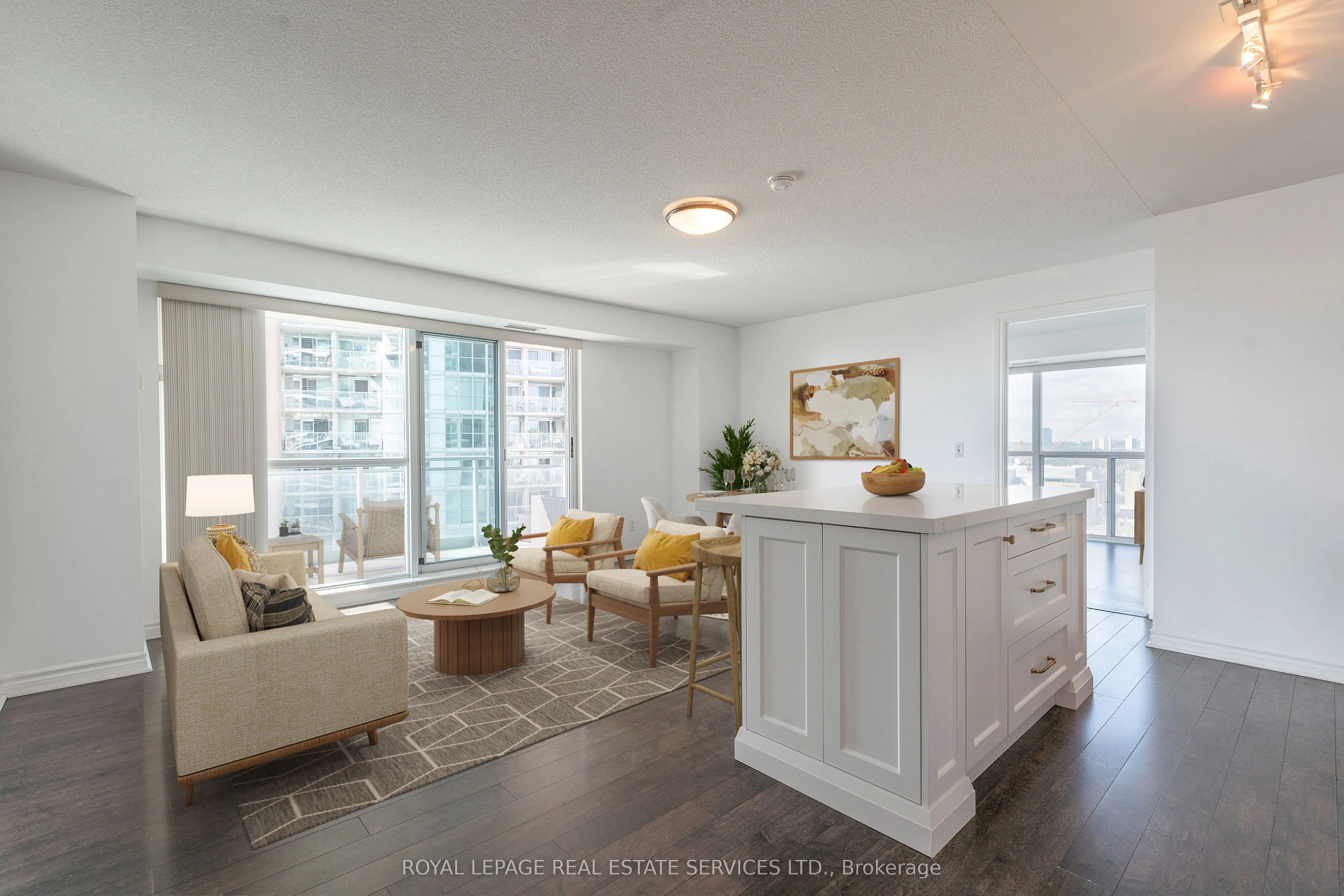 100 Western Battery Road, #1807