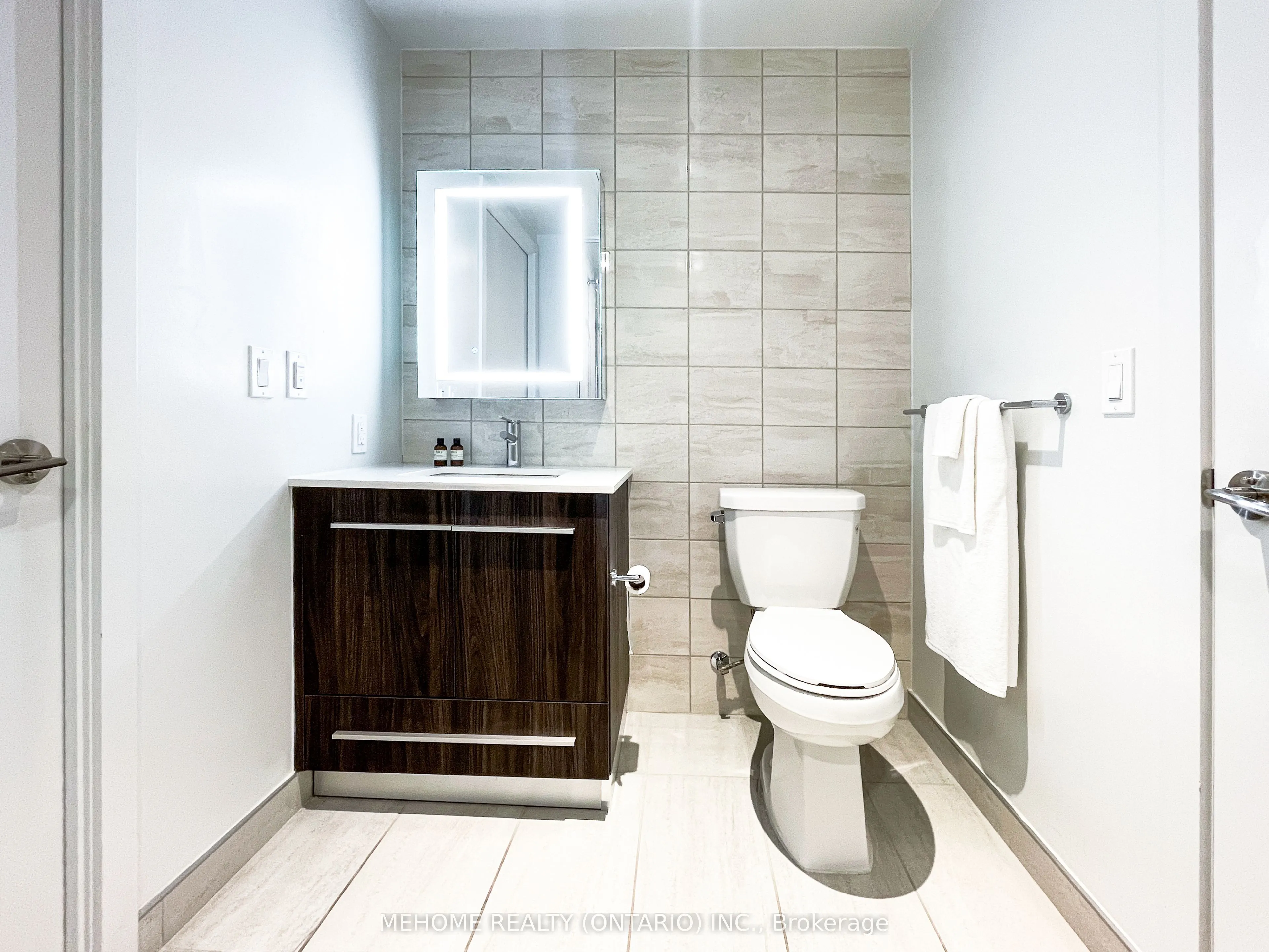 8 Cumberland Street, #3104