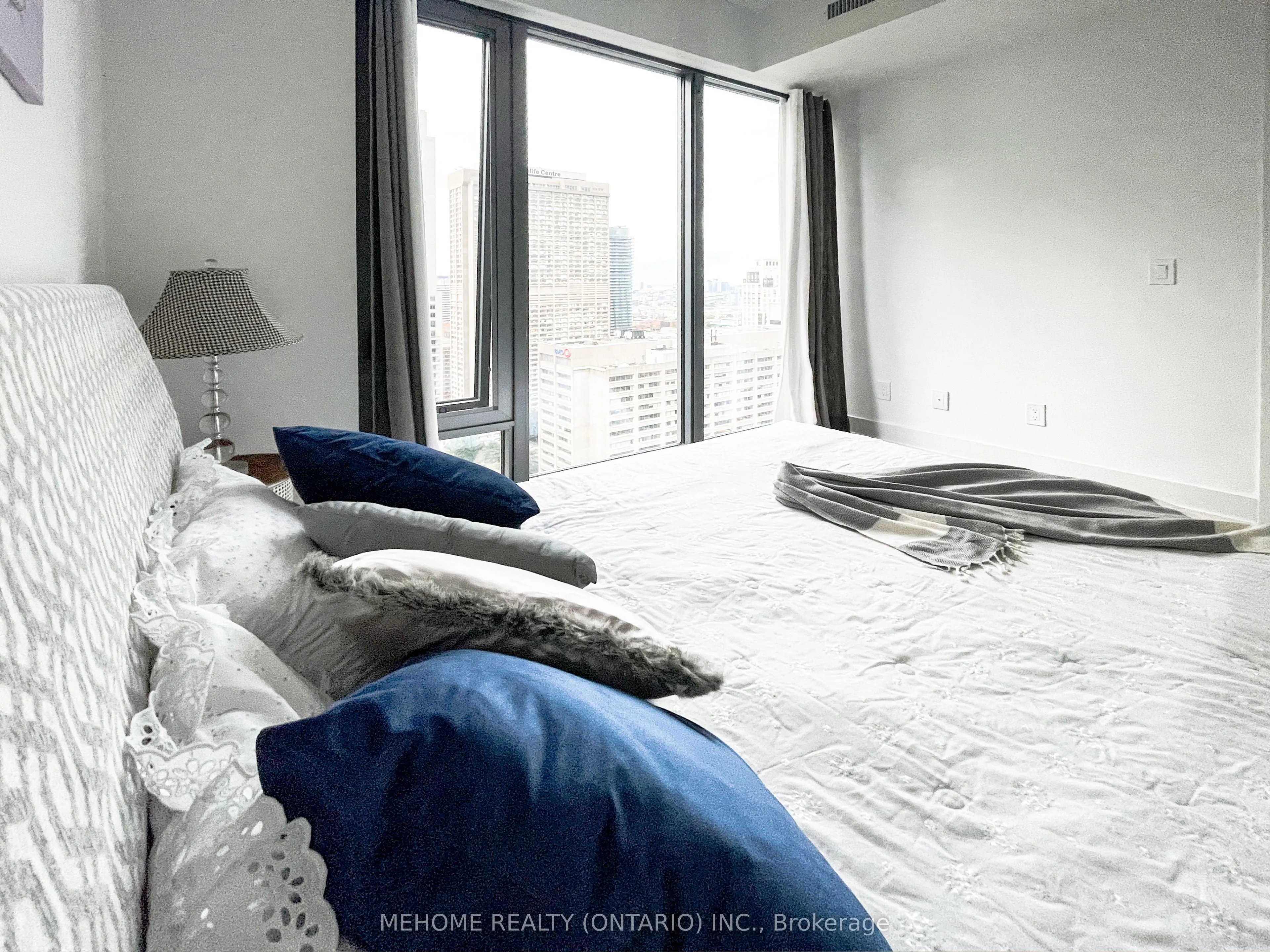 8 Cumberland Street, #3104