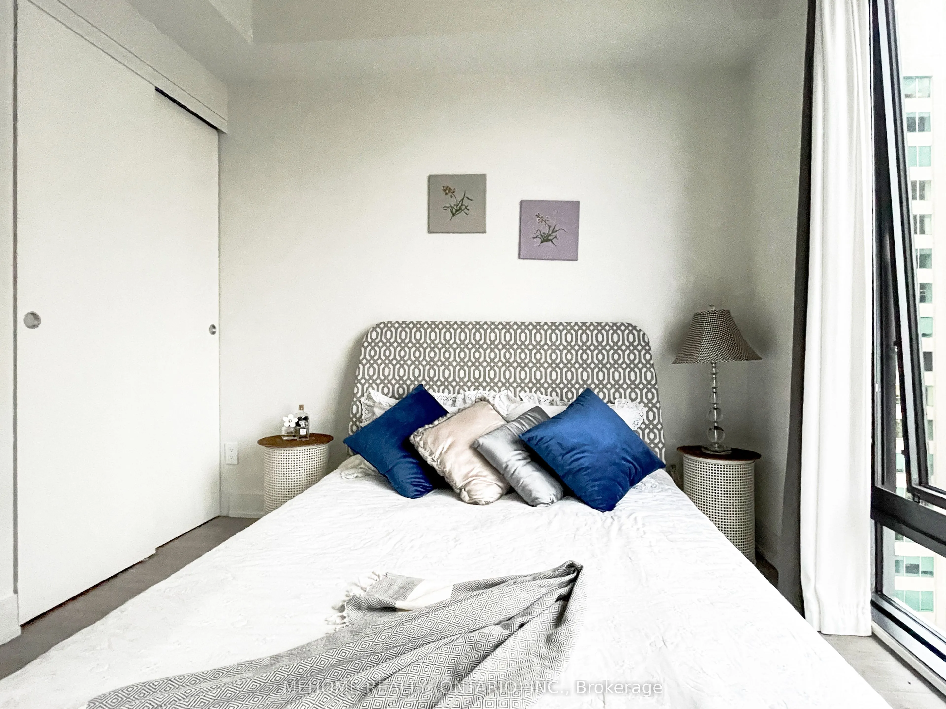 8 Cumberland Street, #3104