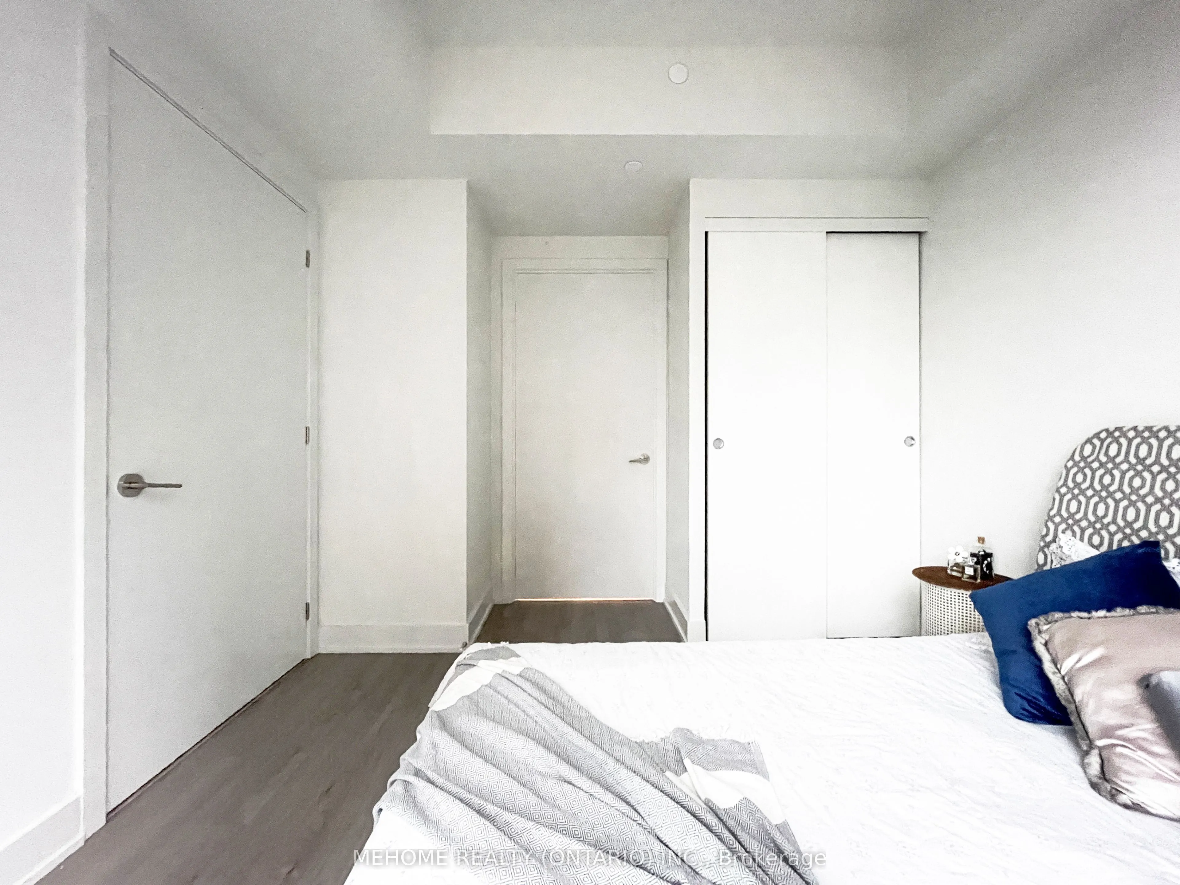 8 Cumberland Street, #3104