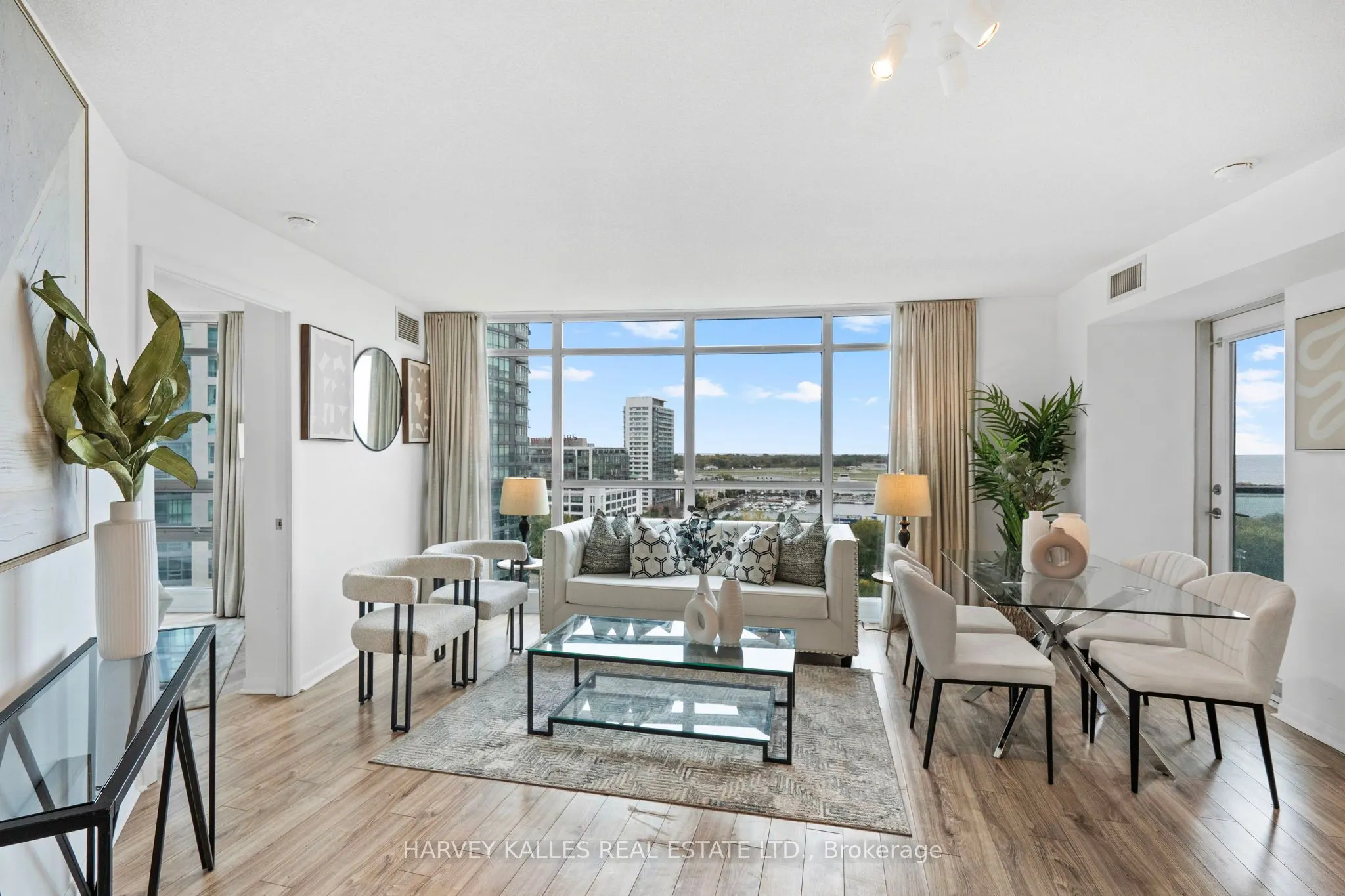 219 Fort York Boulevard, #1608