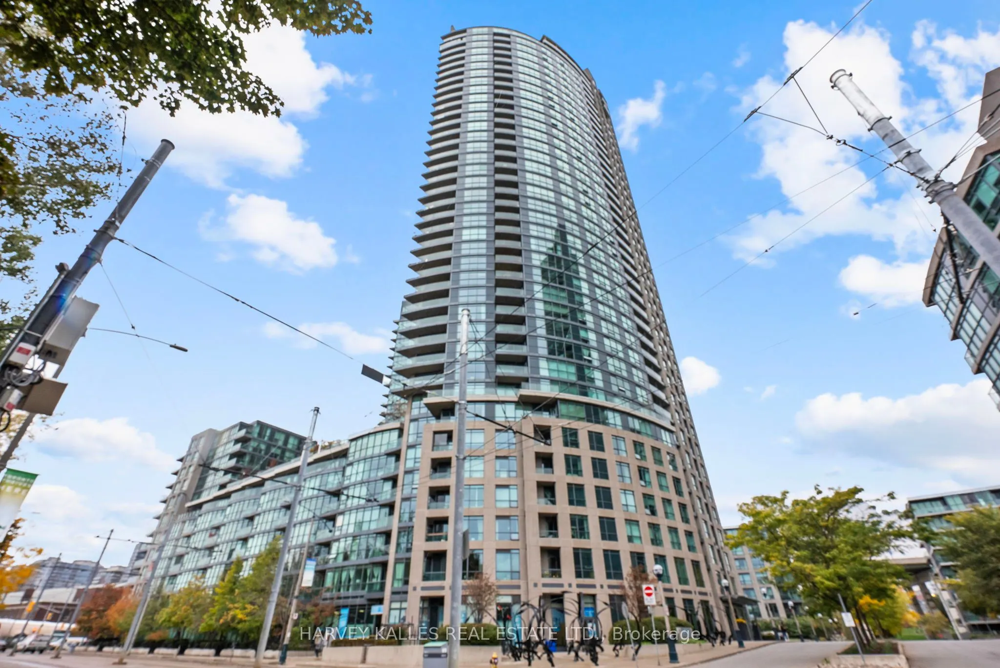 219 Fort York Boulevard, #1608