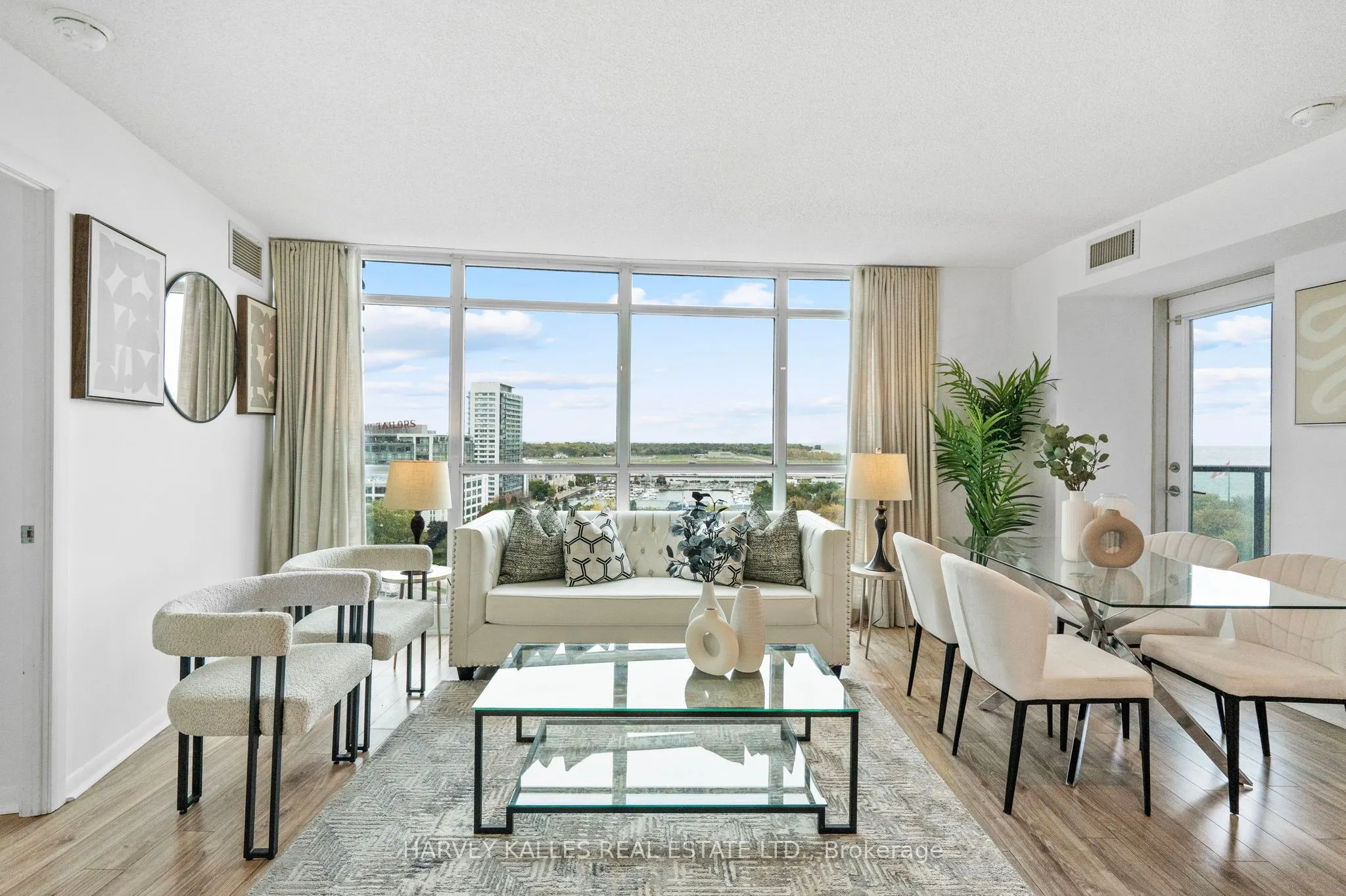 219 Fort York Boulevard, #1608