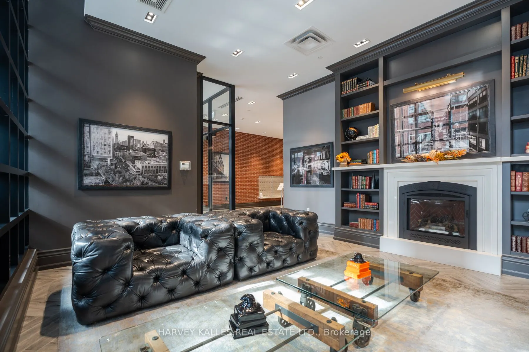 608 Richmond Street W, #613