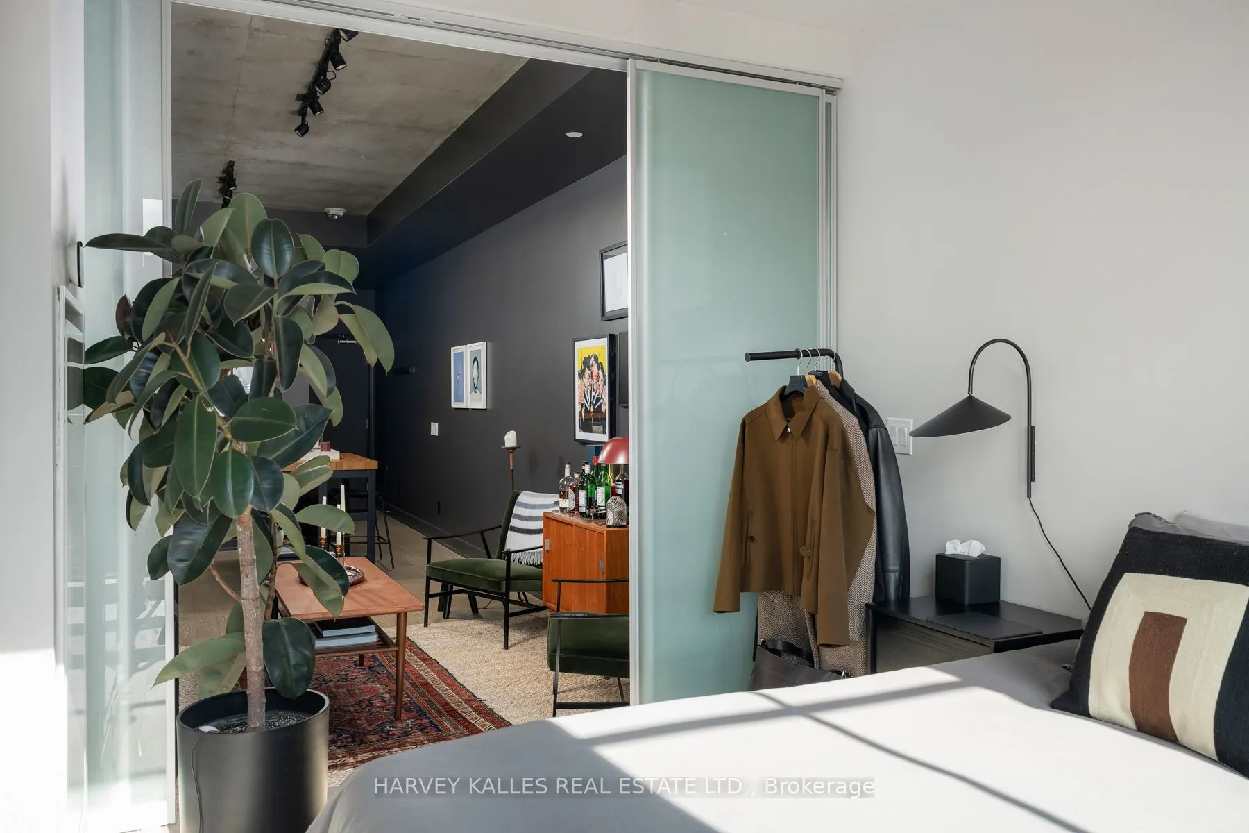 608 Richmond Street W, #613