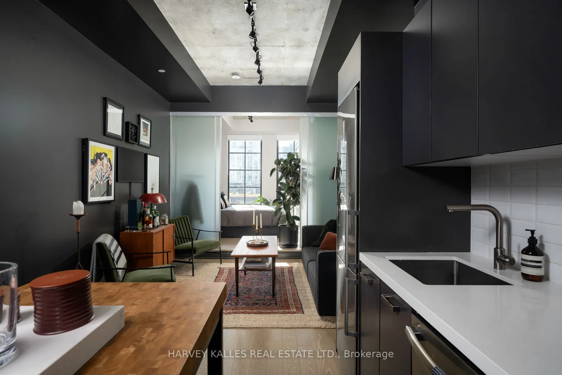 608 Richmond Street W, #613