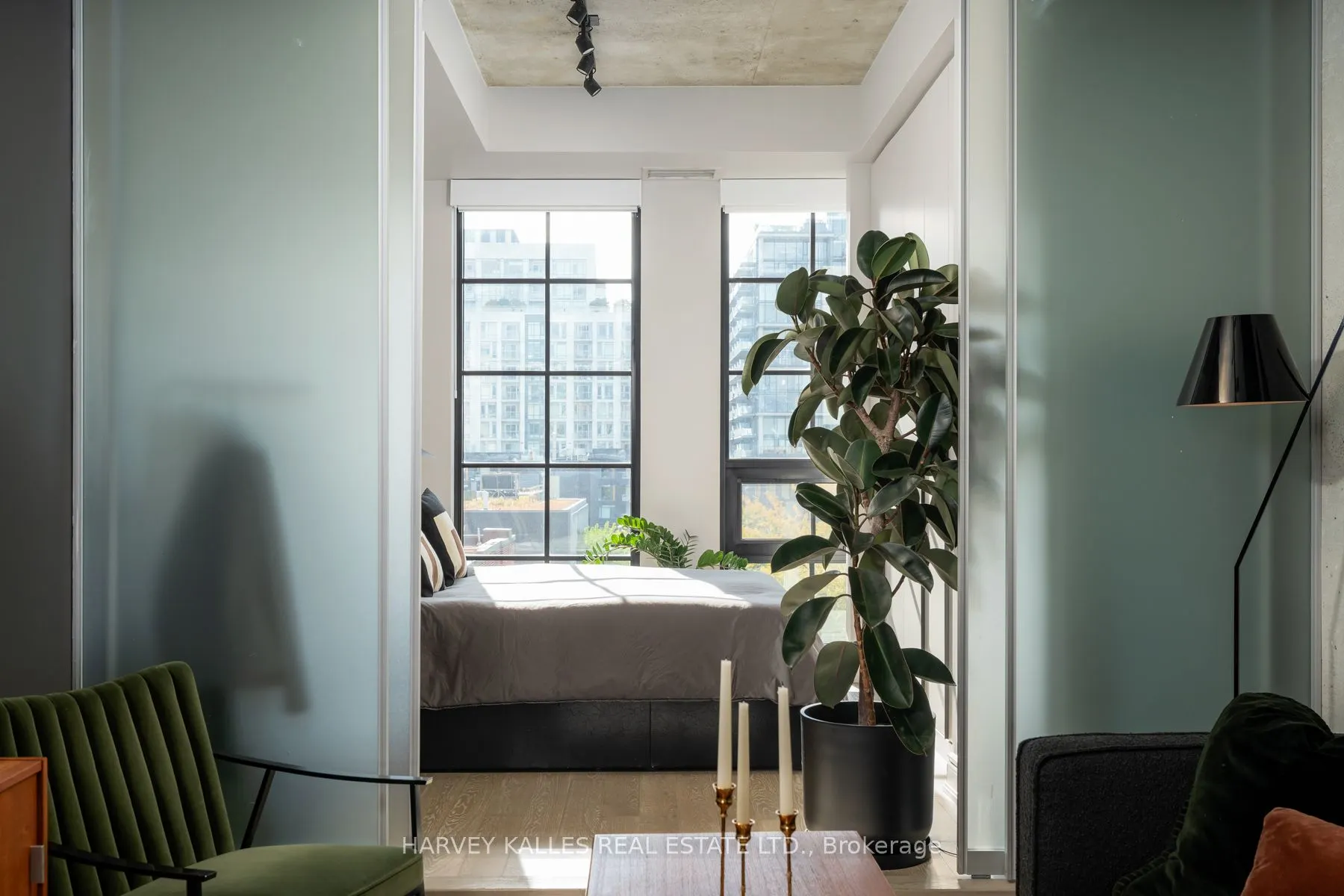 608 Richmond Street W, #613