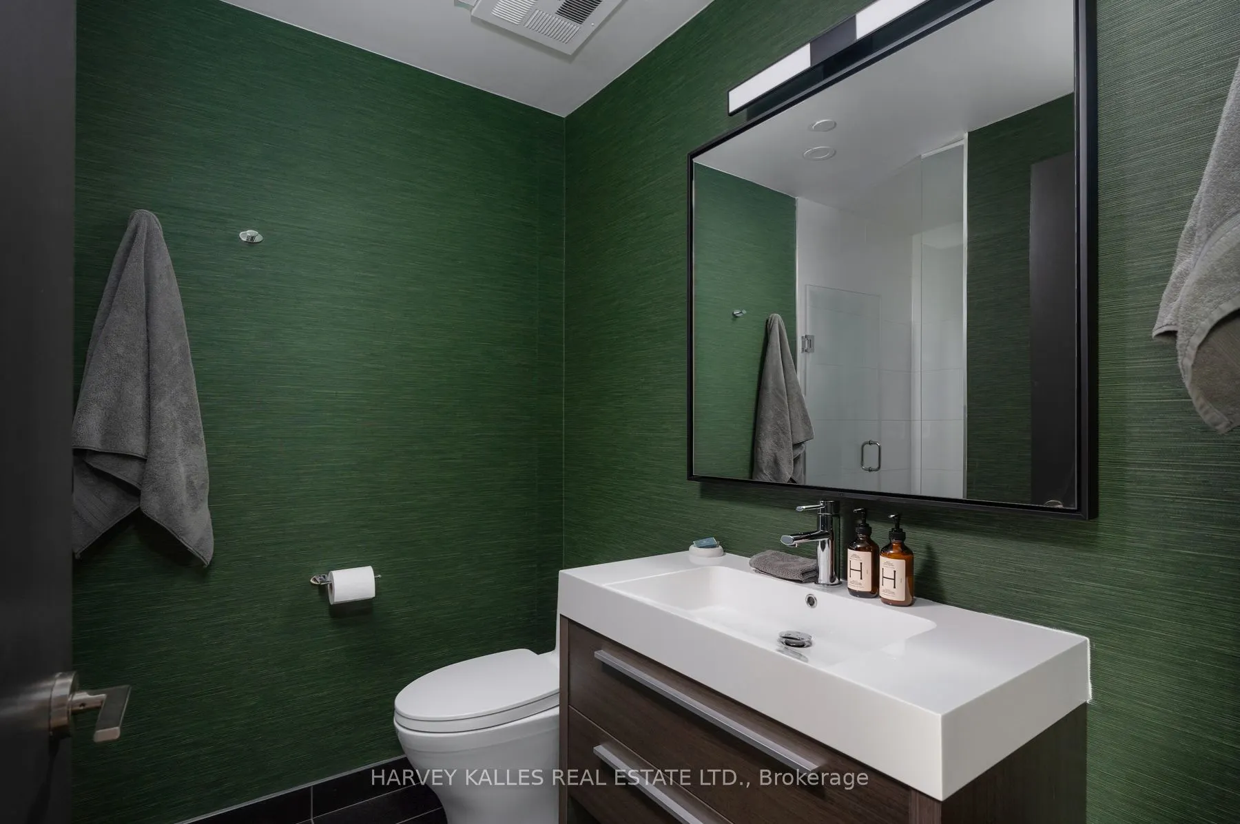 608 Richmond Street W, #613