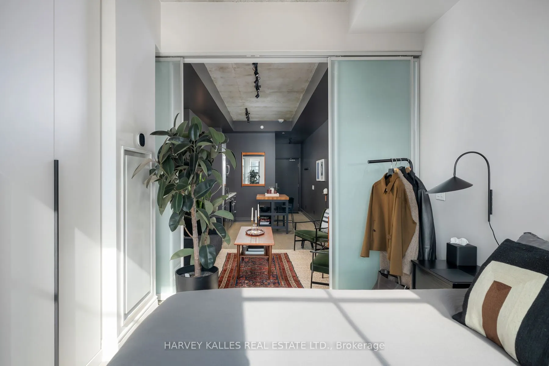 608 Richmond Street W, #613