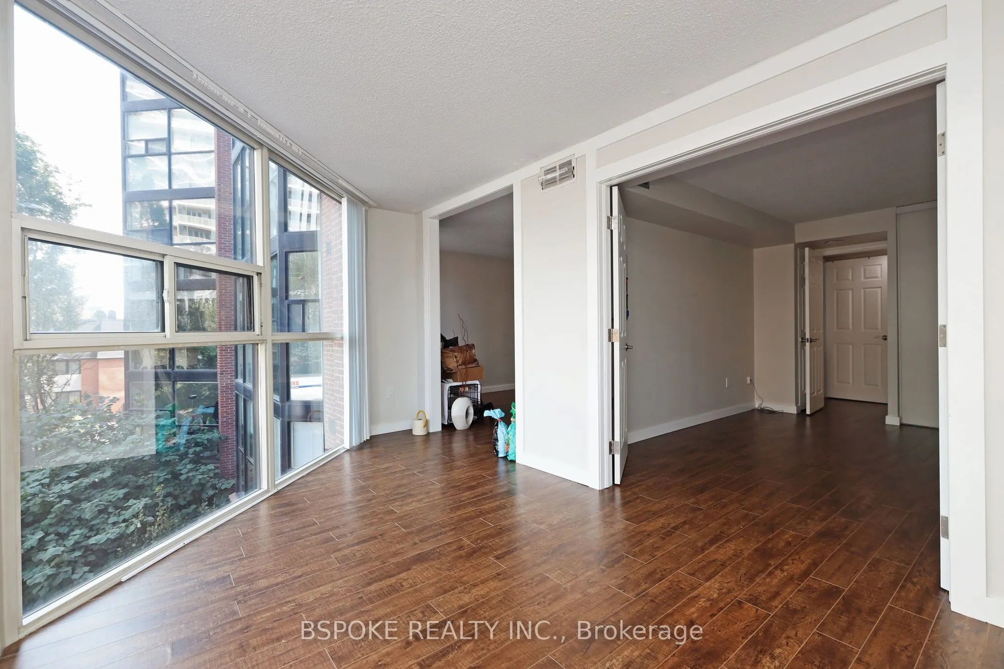 701 King Street W, #307