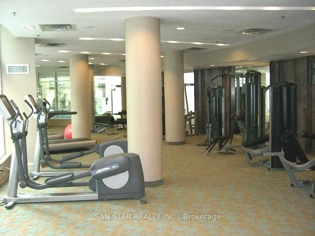 16 Yonge Street, #2201