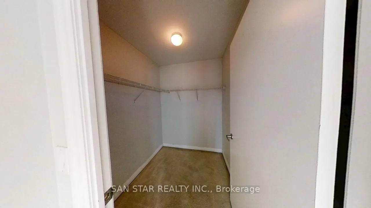 16 Yonge Street, #2201