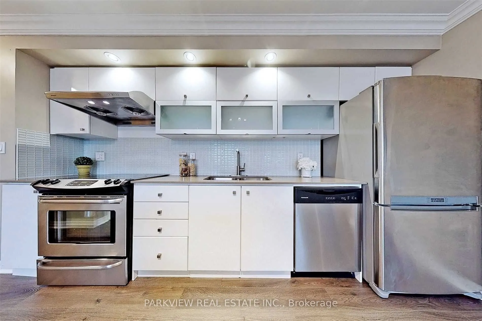 2015 Sheppard Avenue E, #1110